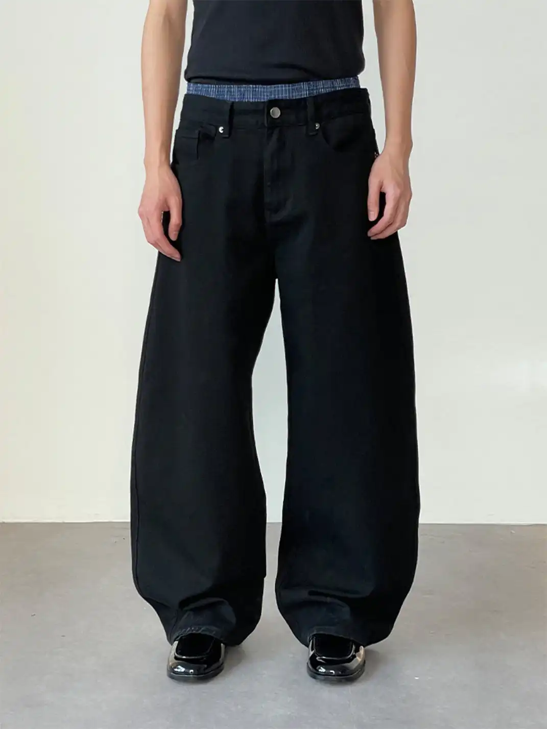 Aeec official | Twisted Seam Curved Minimalist Long Pants