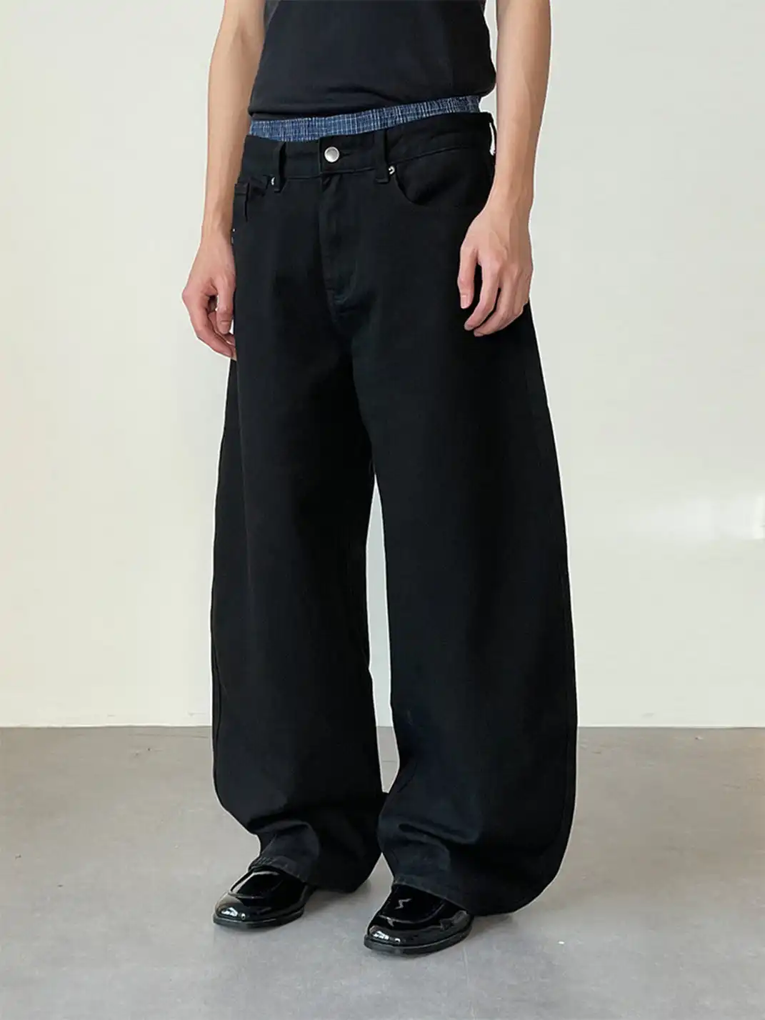 Aeec official | Twisted Seam Curved Minimalist Long Pants