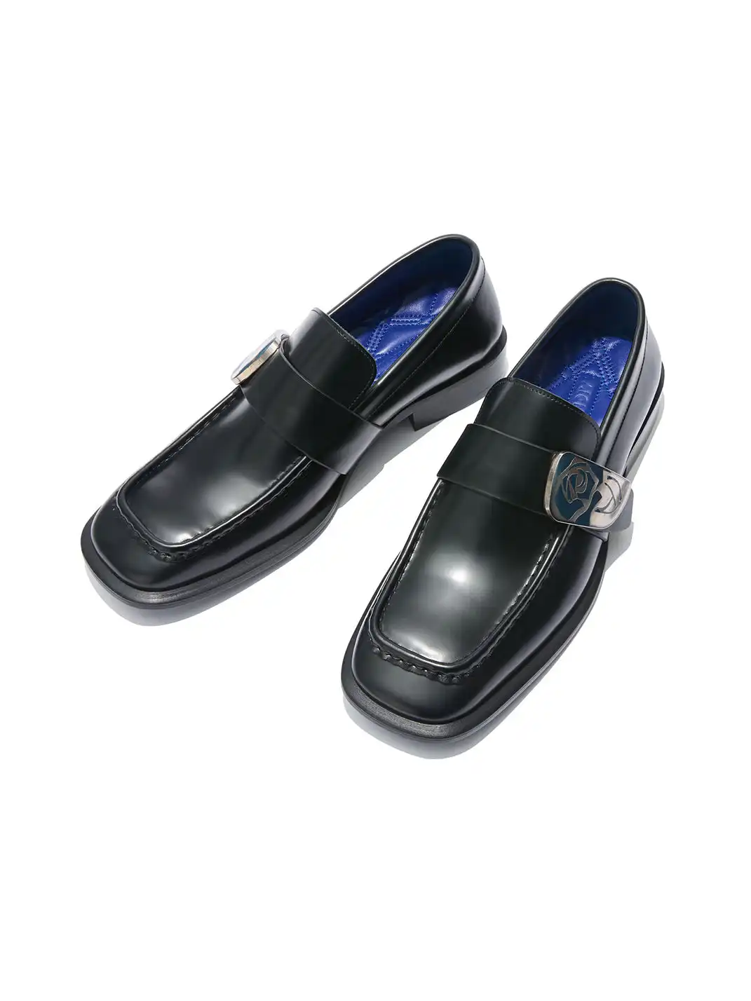 TAICHIISM | Contrast Color Rose Carved Loafers