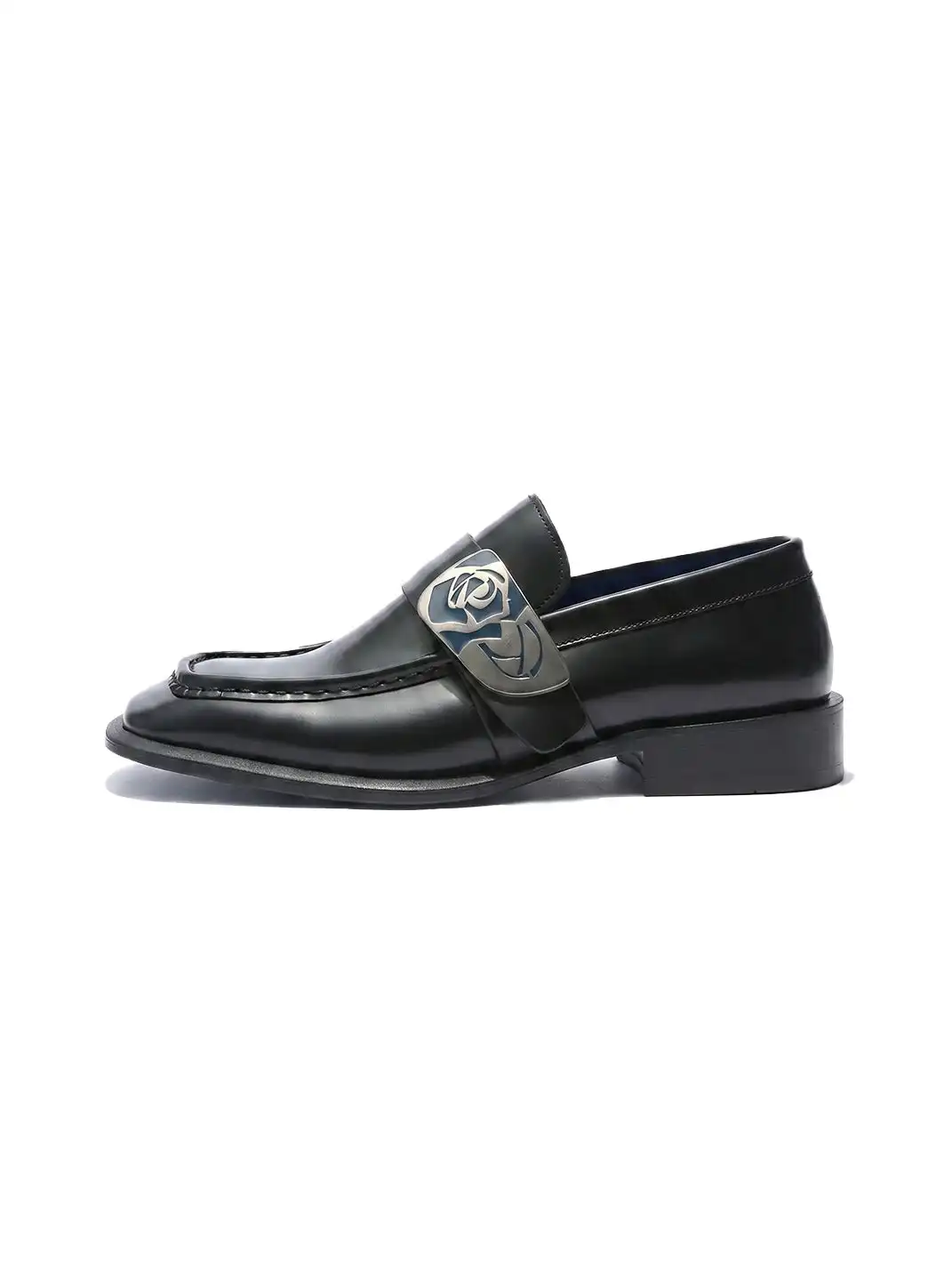 TAICHIISM | Contrast Color Rose Carved Loafers
