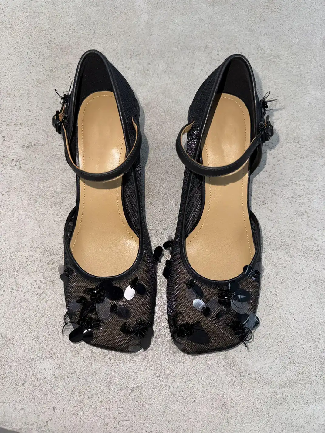 WENROO | Mesh Sequin One-Strap Hollow Sandals