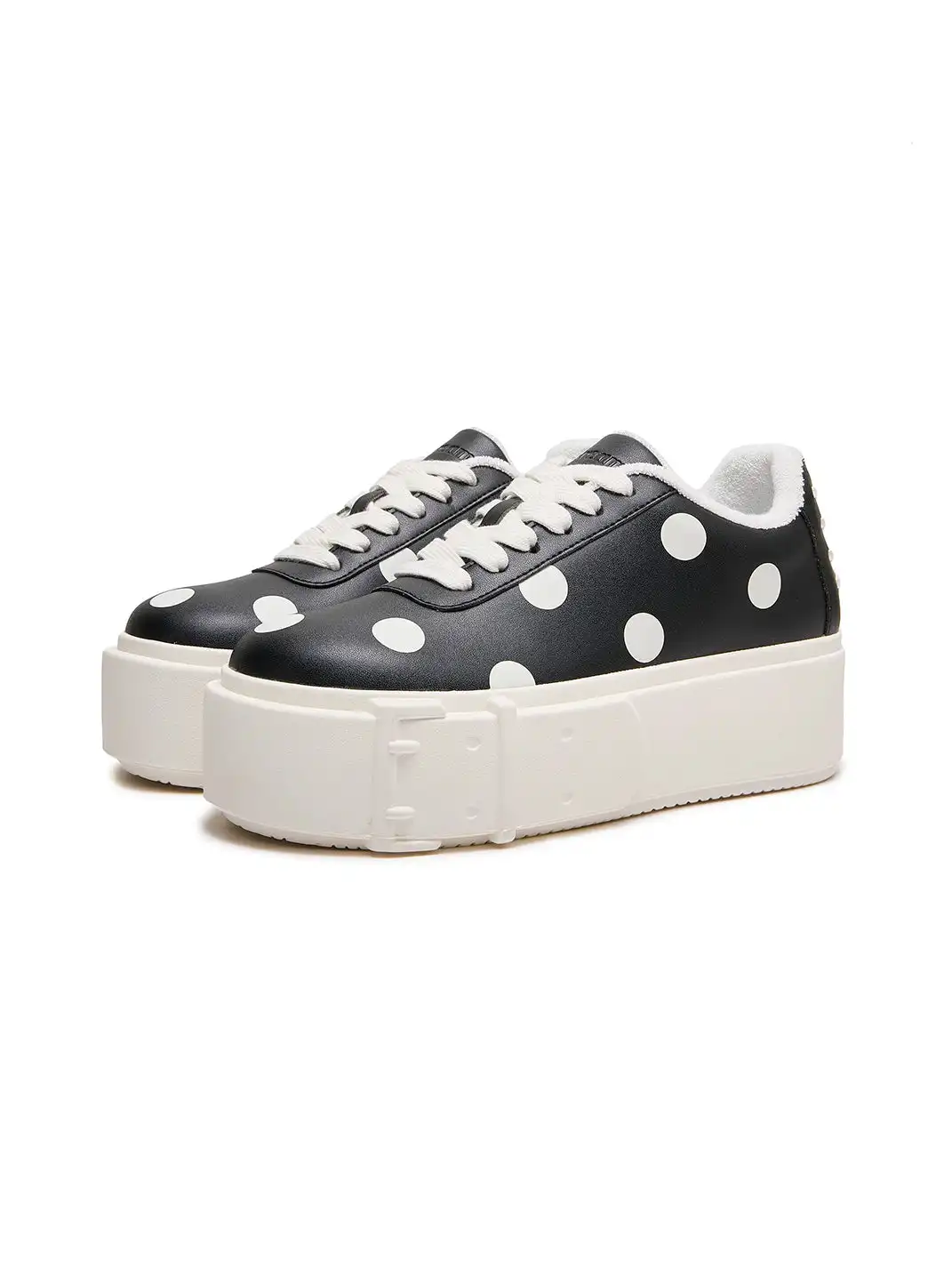 LeStream | Polka Dot Buckle Casual Shoes