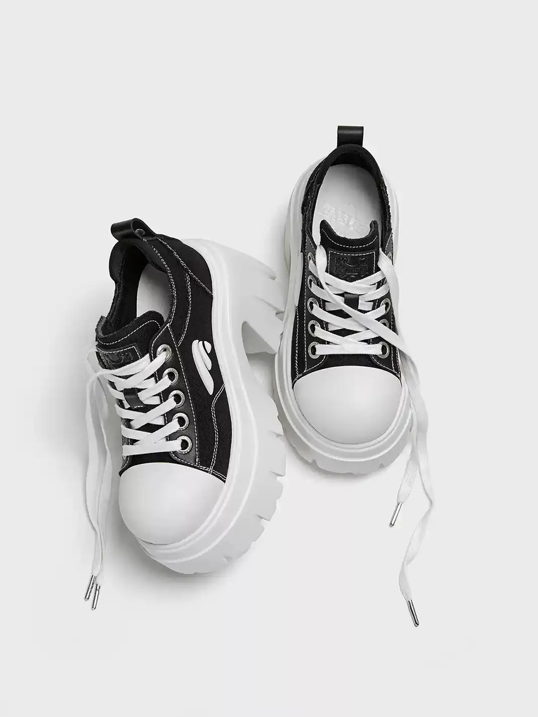 FYSPR | Wing Logo Canvas Chunky Platform Sneakers