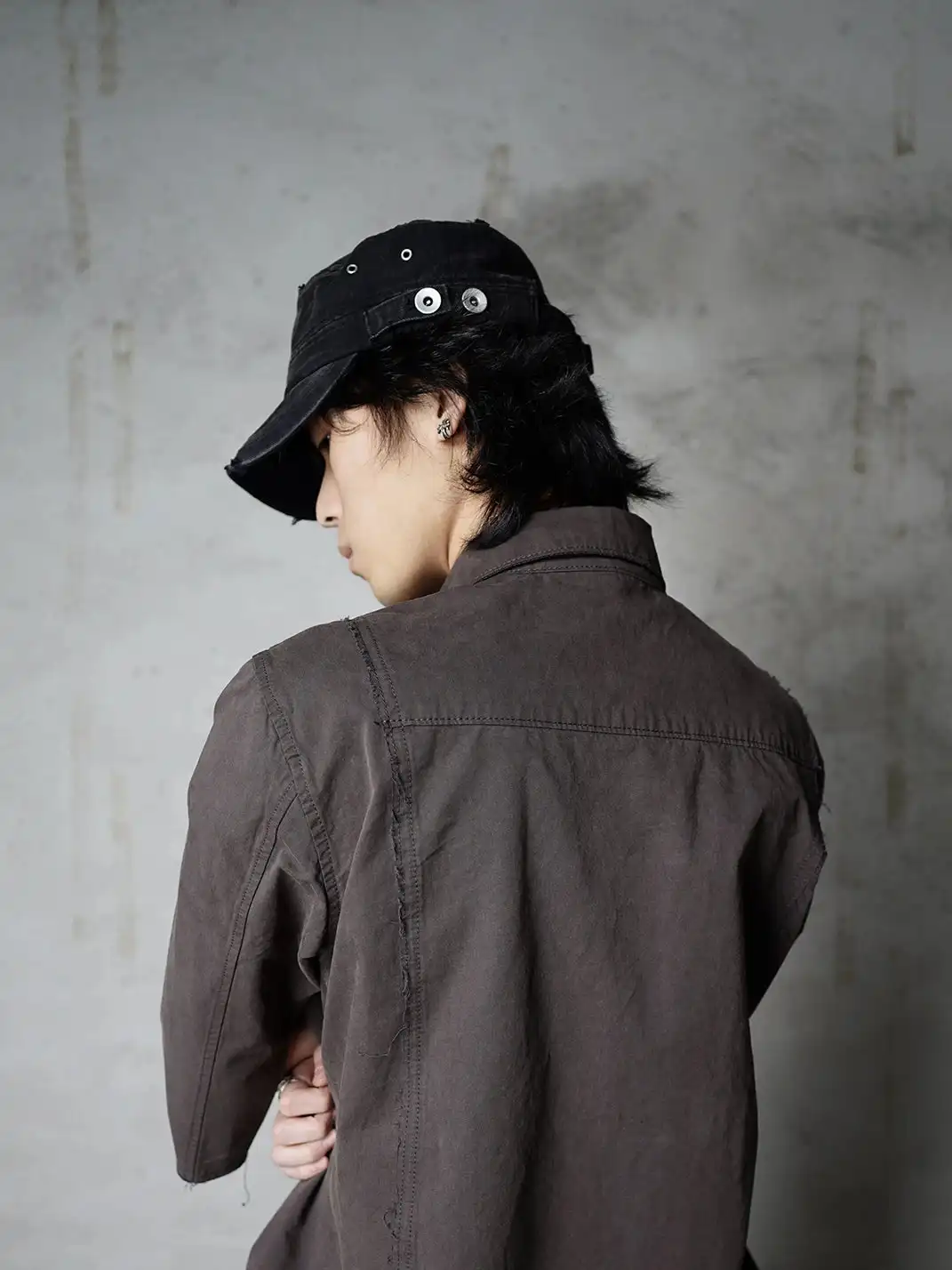 RIVAROS | Distressed Double-Layer Fishbone Pattern Flat Cap