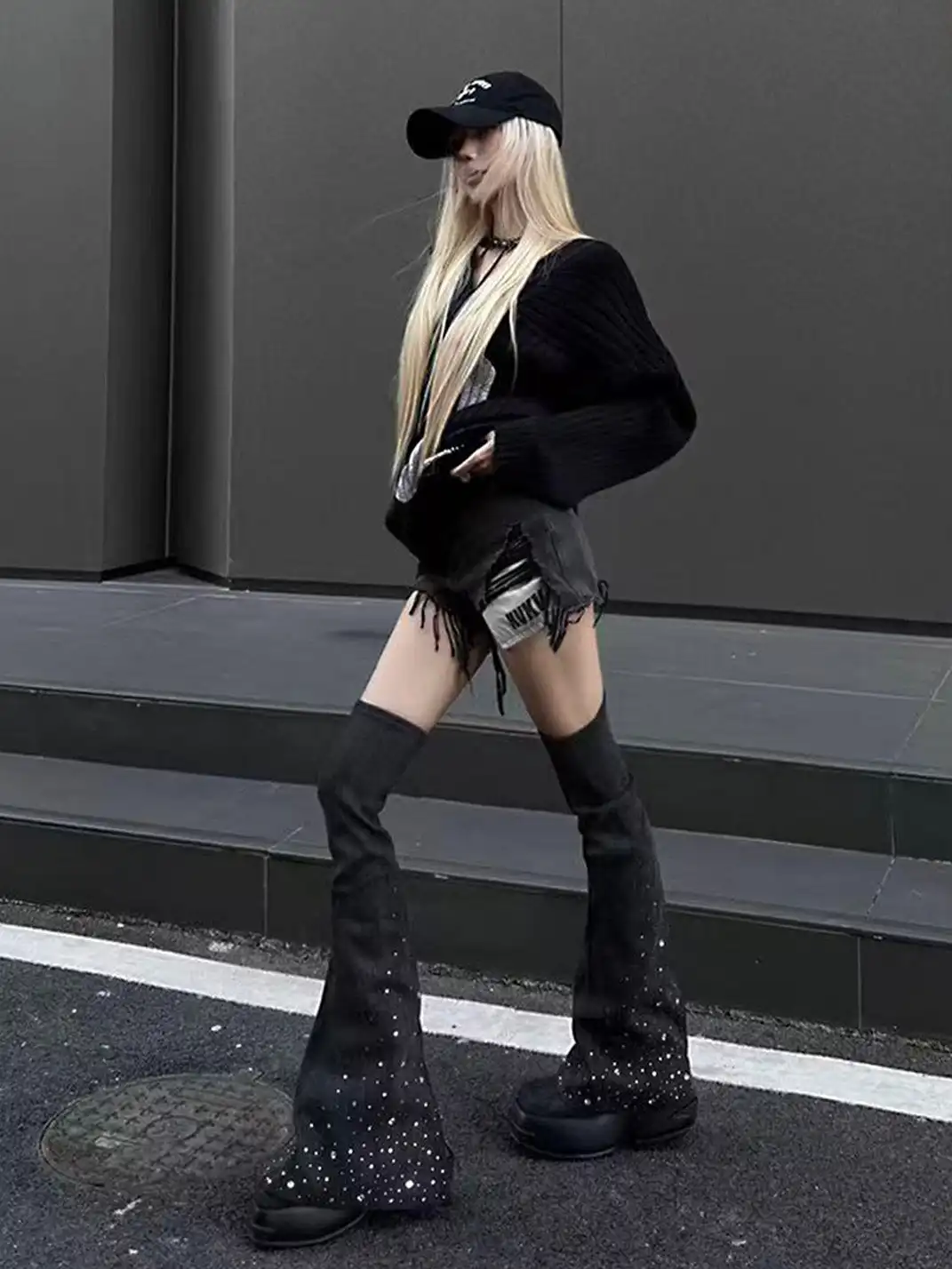 DAPHNE LAB | Platform Height-Increasing Over-The-Knee Boot With Leg Tube Design