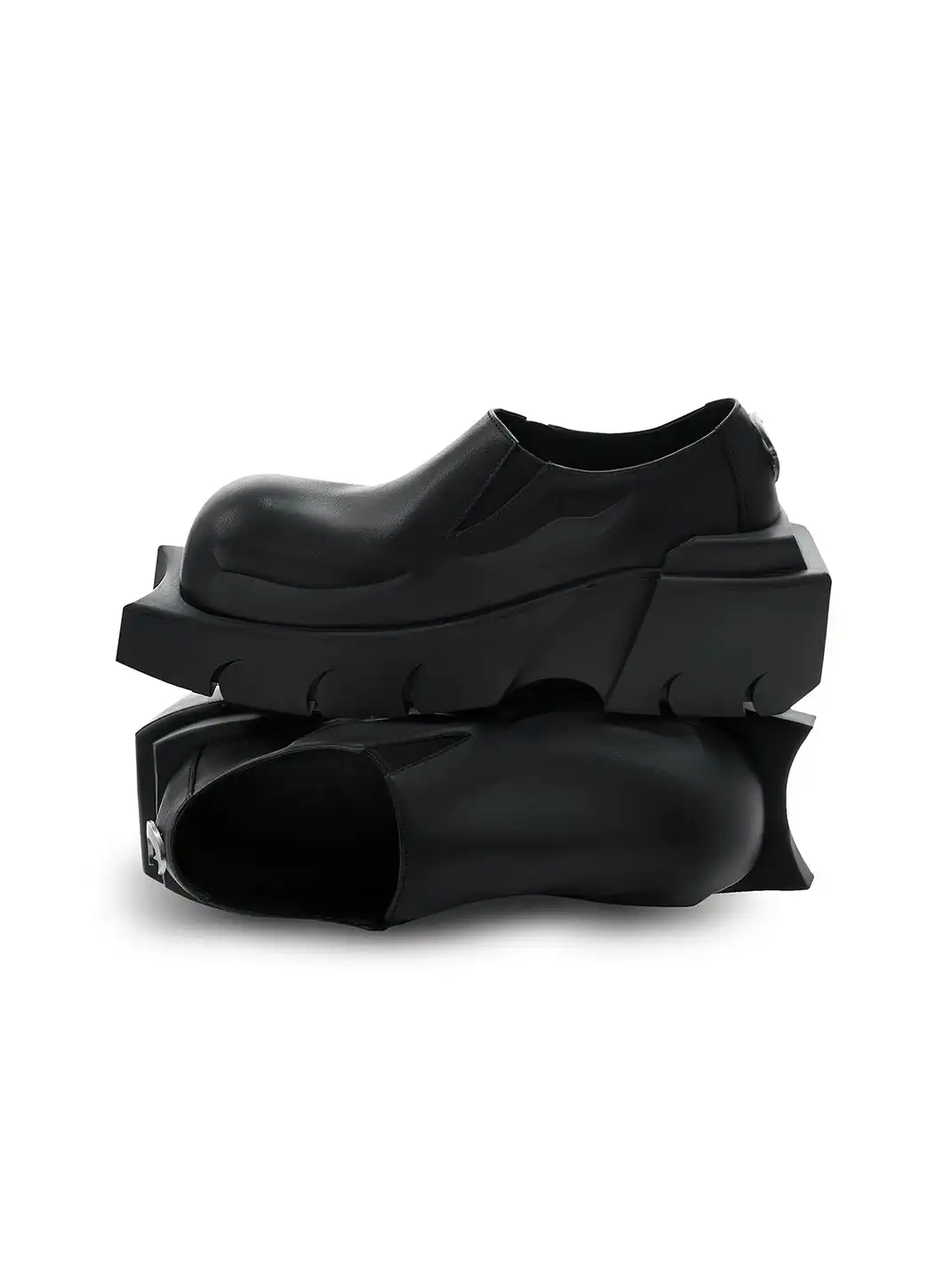 ArguE CulturE | Devil Horn Cow Leather Round Toe Derby Shoes