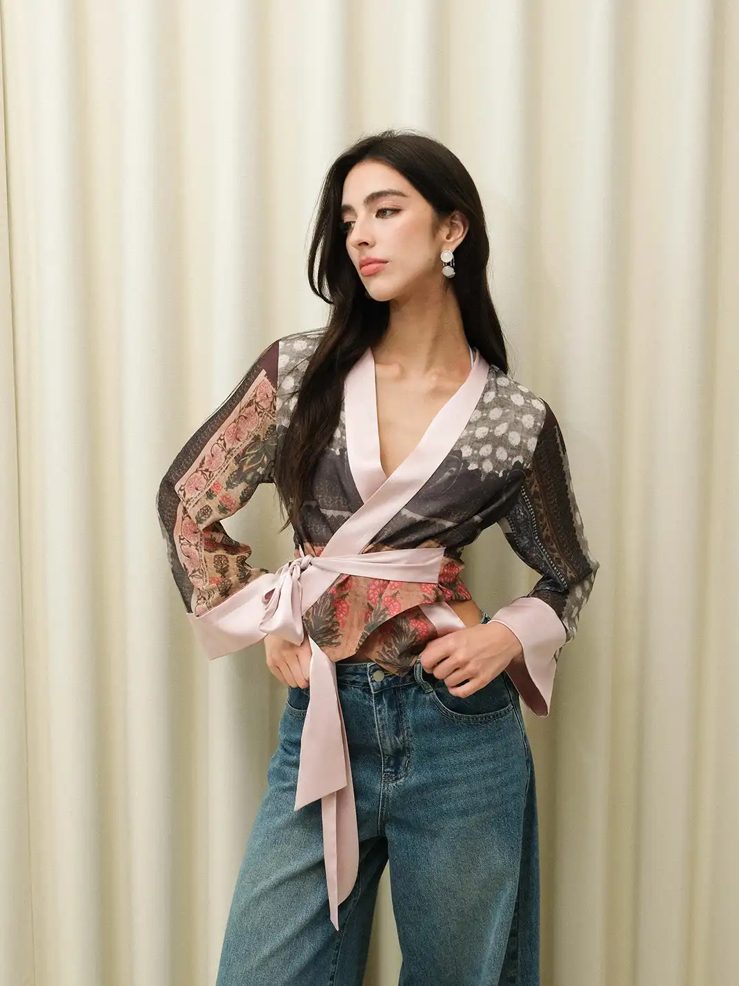 CAPPOW | Contrast Color Ethnic Print Tie Chiffon Blouse