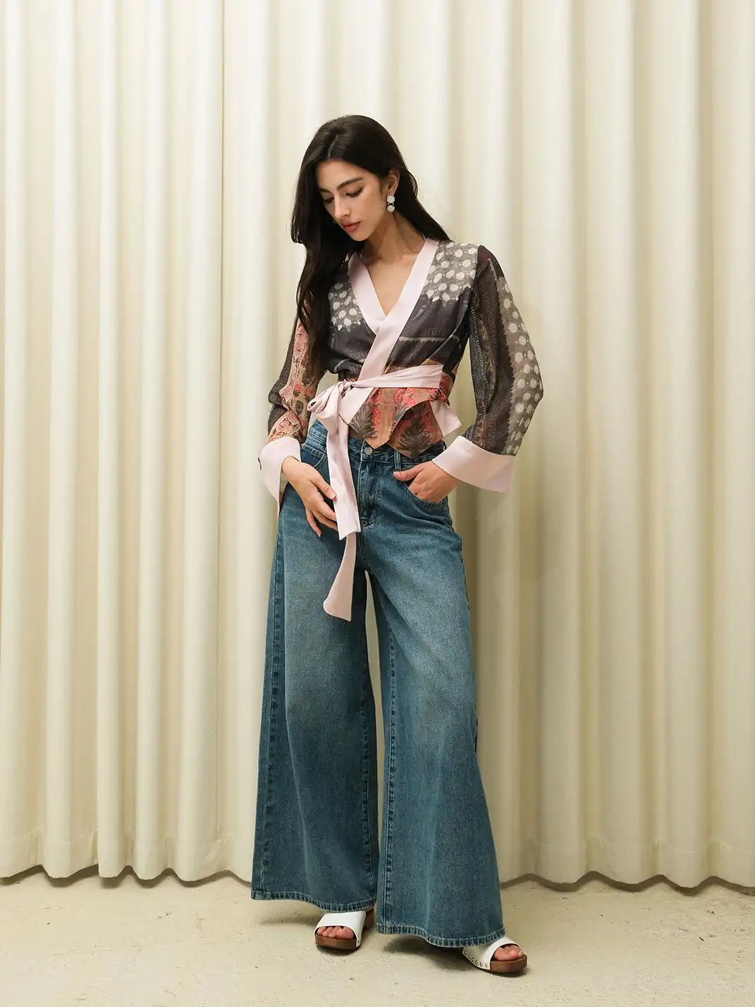 CAPPOW | Contrast Color Ethnic Print Tie Chiffon Blouse