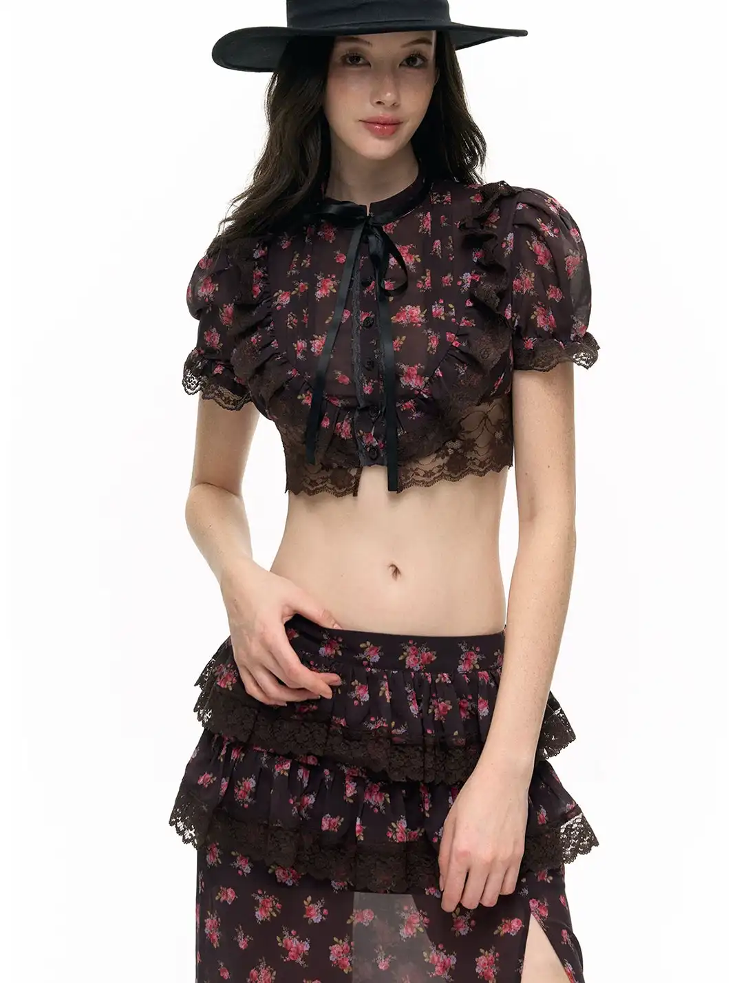 HiimDai | Lace Spliced Floral Crop Top & Skirt Two-Piece Set