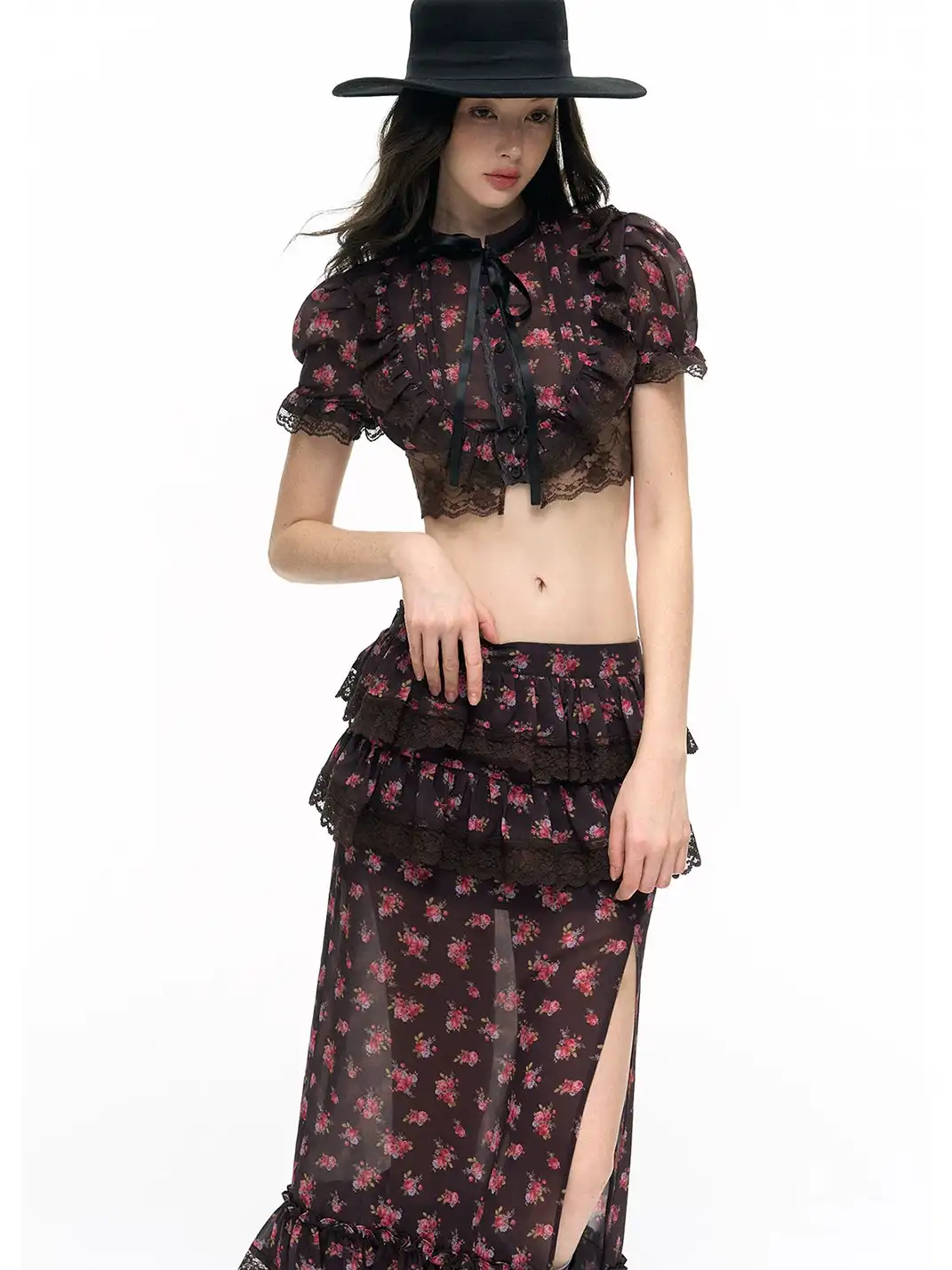 HiimDai | Lace Spliced Floral Crop Top & Skirt Two-Piece Set