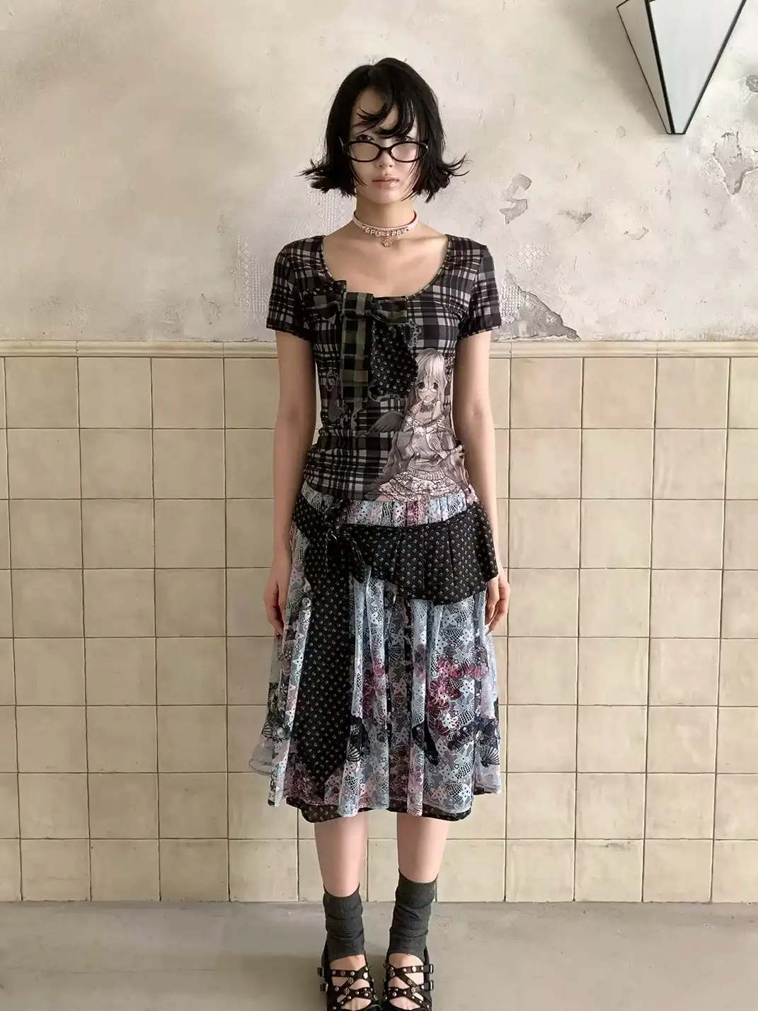 4RE1GN | Spliced Tie Cartoon Plaid Print T-Shirt