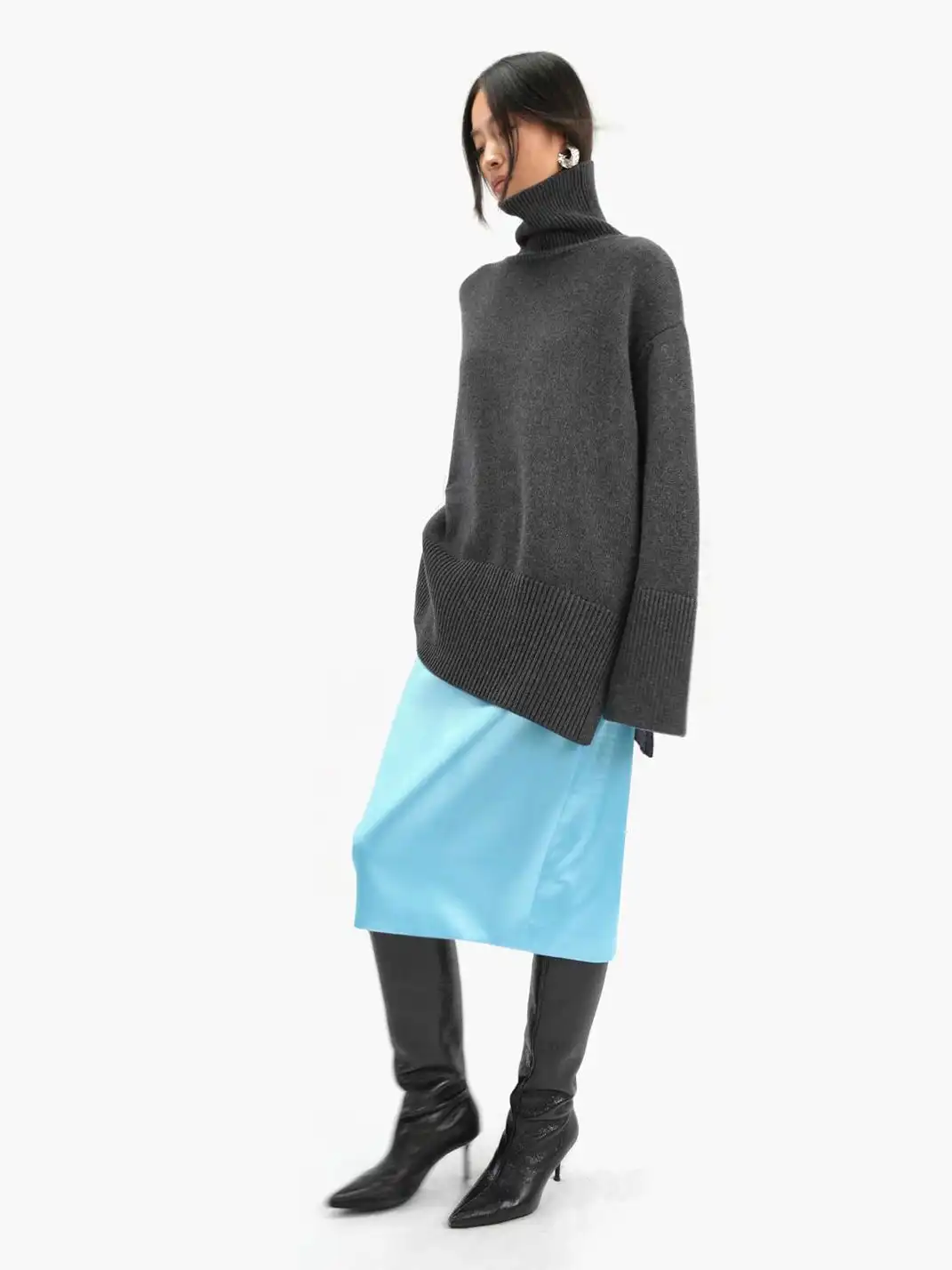 NaNaNew YAN | Blue Satin Straight Midi Skirt