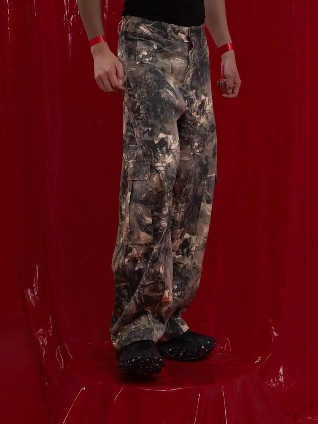 CLP | Camouflage Wide-Leg Cargo Pants