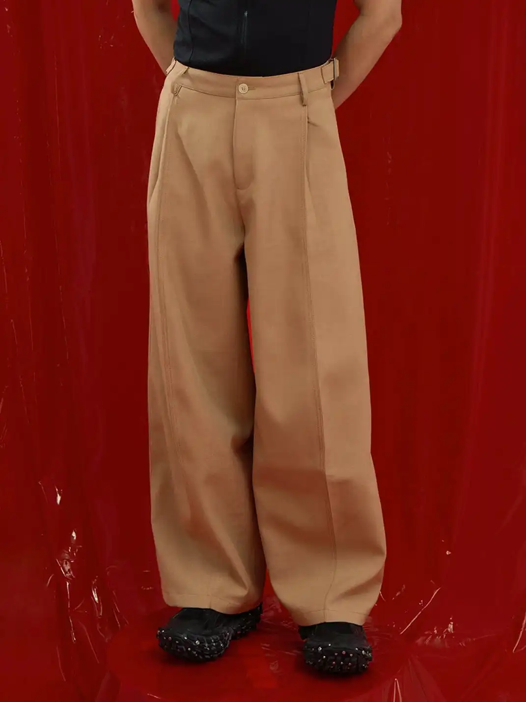 CLP | Double Pleated Waist Buckle Curved Wide-Leg Casual Pants