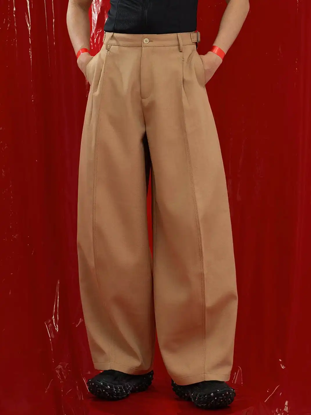 CLP | Double Pleated Waist Buckle Curved Wide-Leg Casual Pants