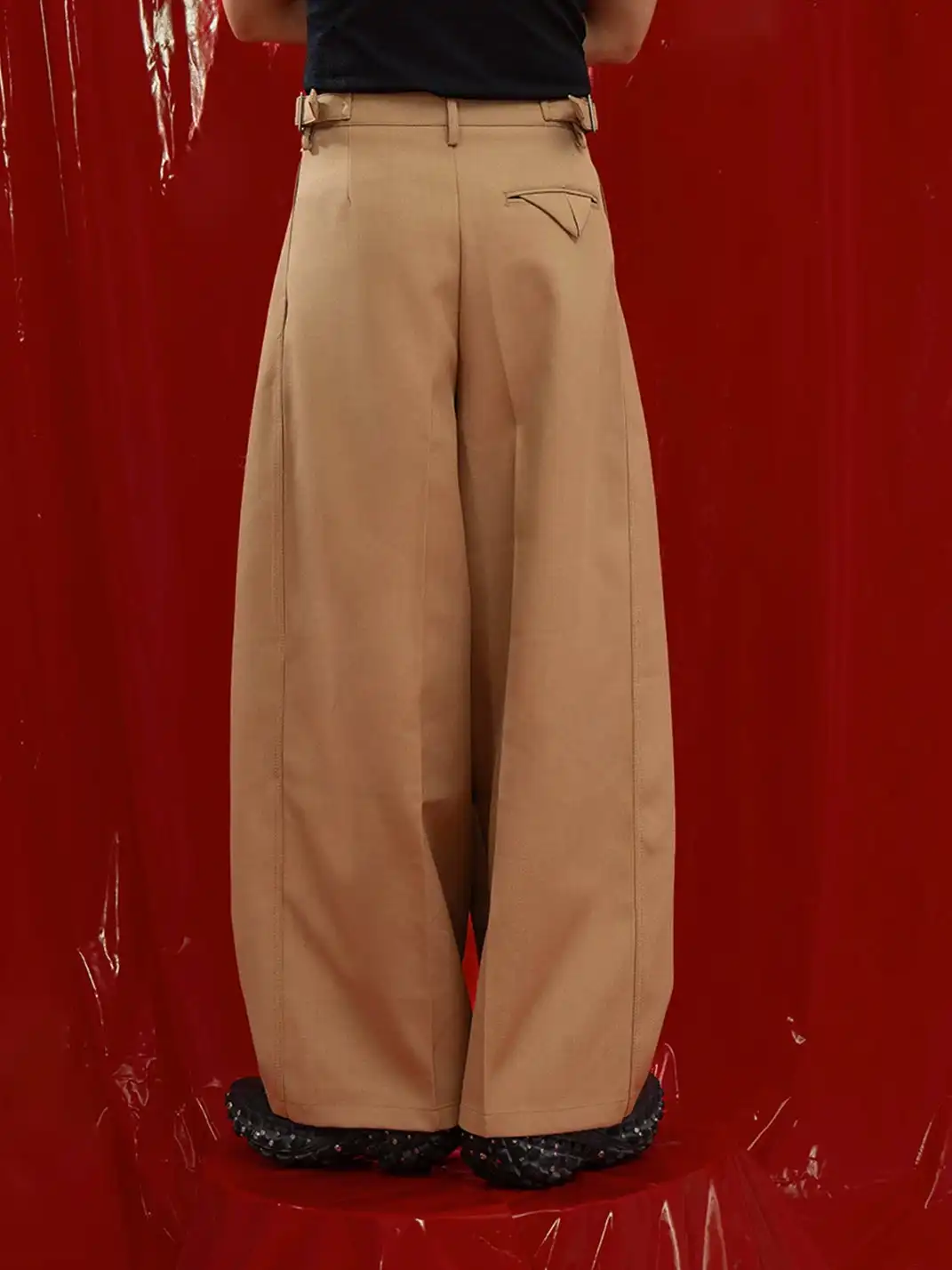 CLP | Double Pleated Waist Buckle Curved Wide-Leg Casual Pants