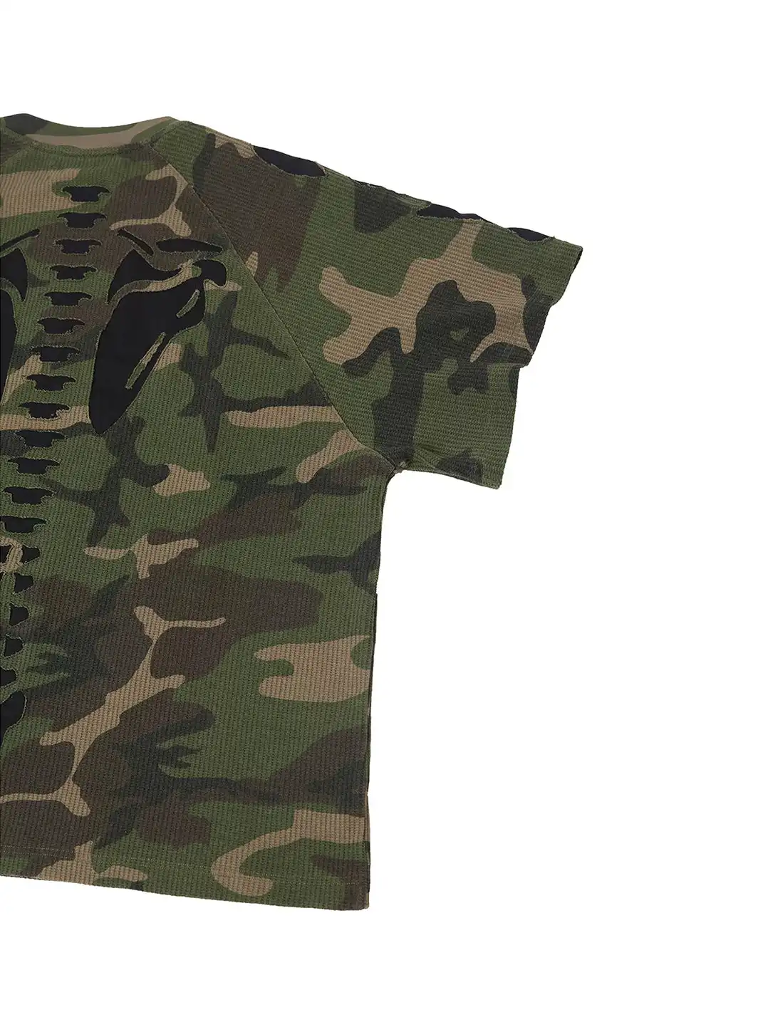 RELABEL | Detachable Hood Patch Embroidered Frayed Camo T-Shirt