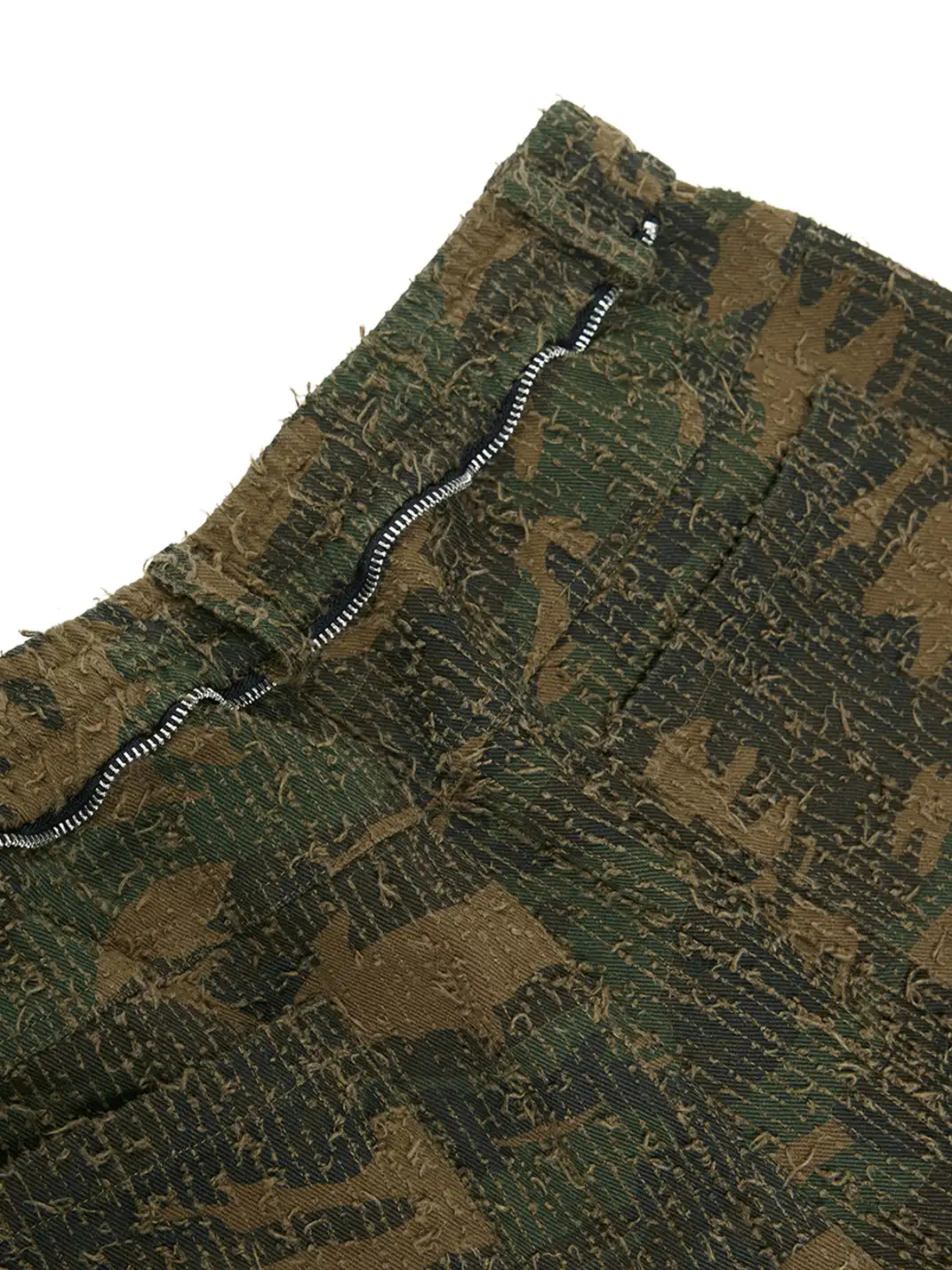 RELABEL | Patch Embroidered Frayed Textured Color Block Camo Cropped Shorts