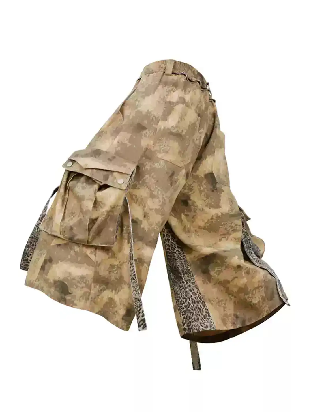 RELABEL | Camo & Leopard Spliced Shorts With Detachable Bandana Streamers