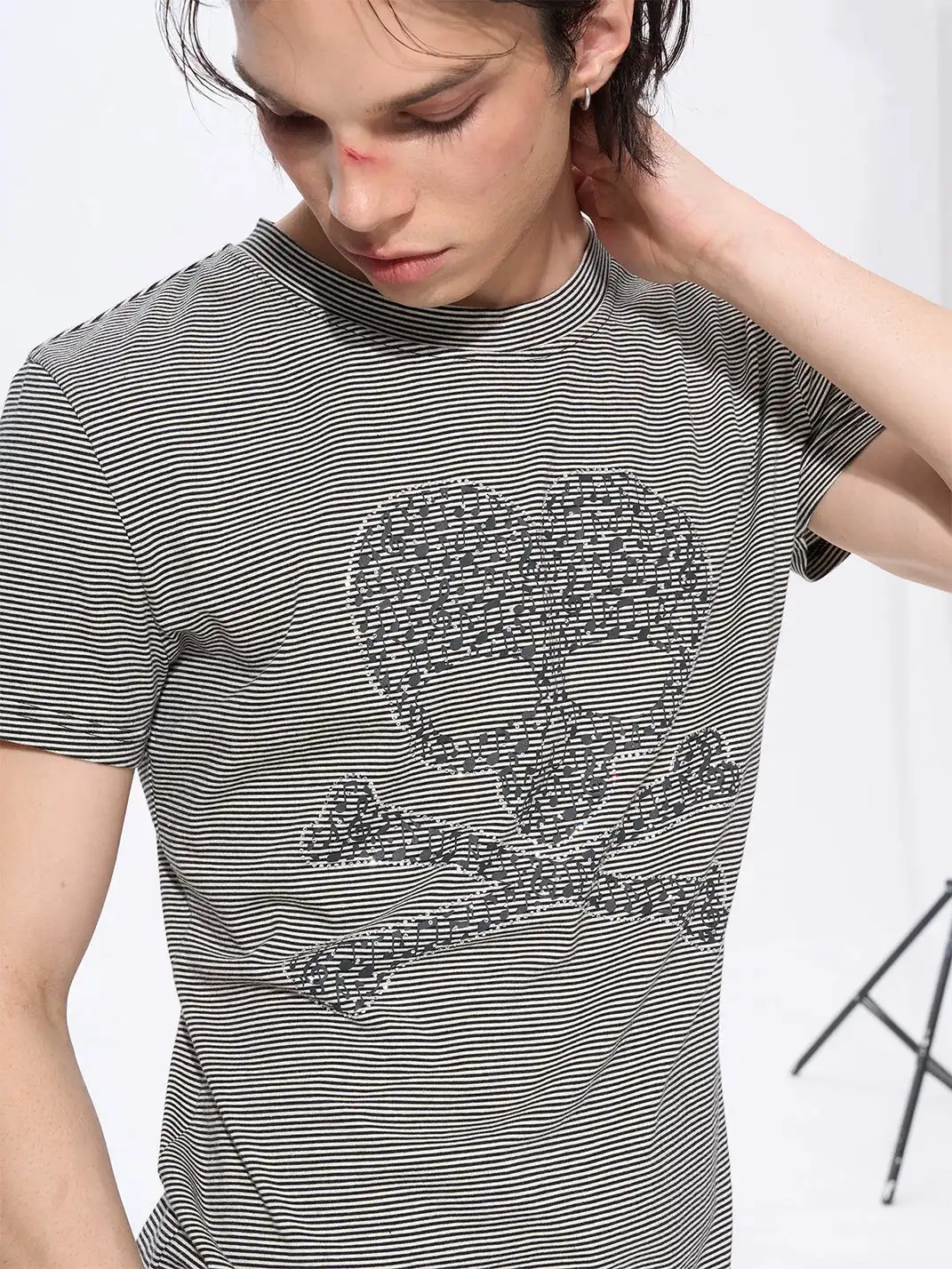 Fourth3ex | Rhinestone Skull Striped T-Shirt
