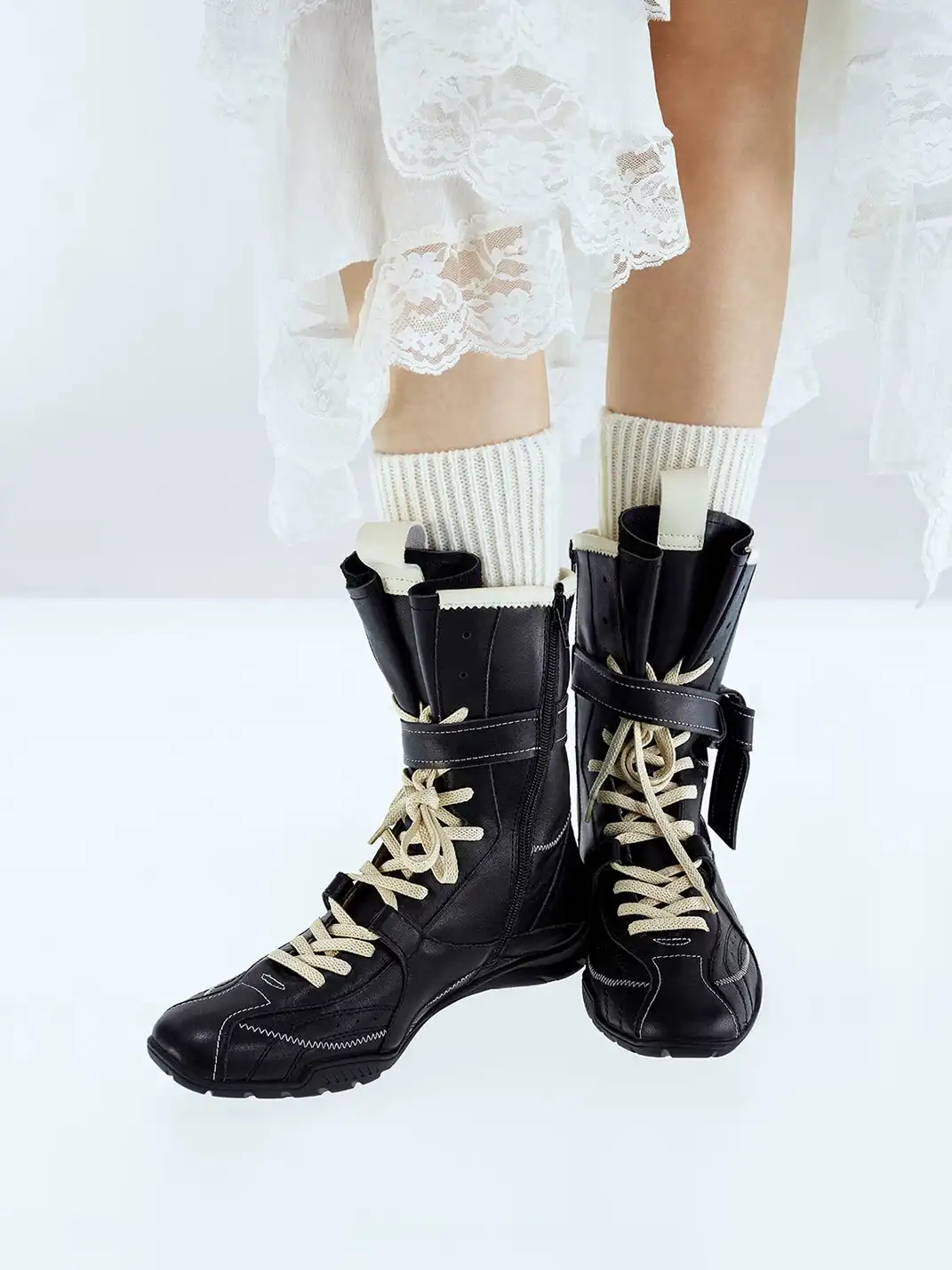 Pas de nom | Retro Lace-Up High Top Boxing Boots