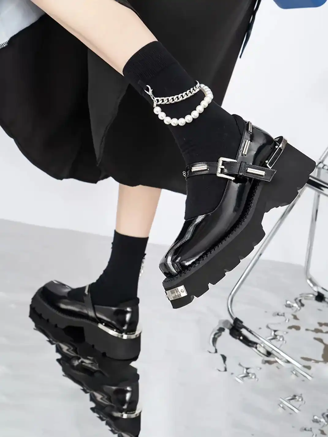SISTER CURIE | Platform One-Strap Pointed Mary Janes