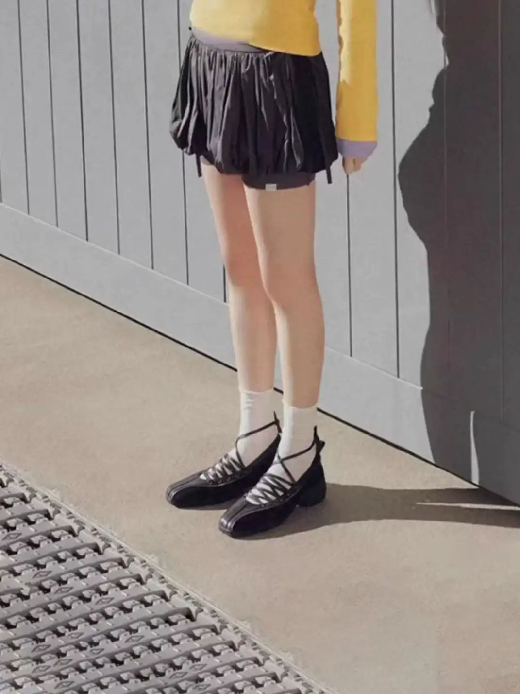 URTIAN SMILER | Vintage Crisscross Strap Mary Janes