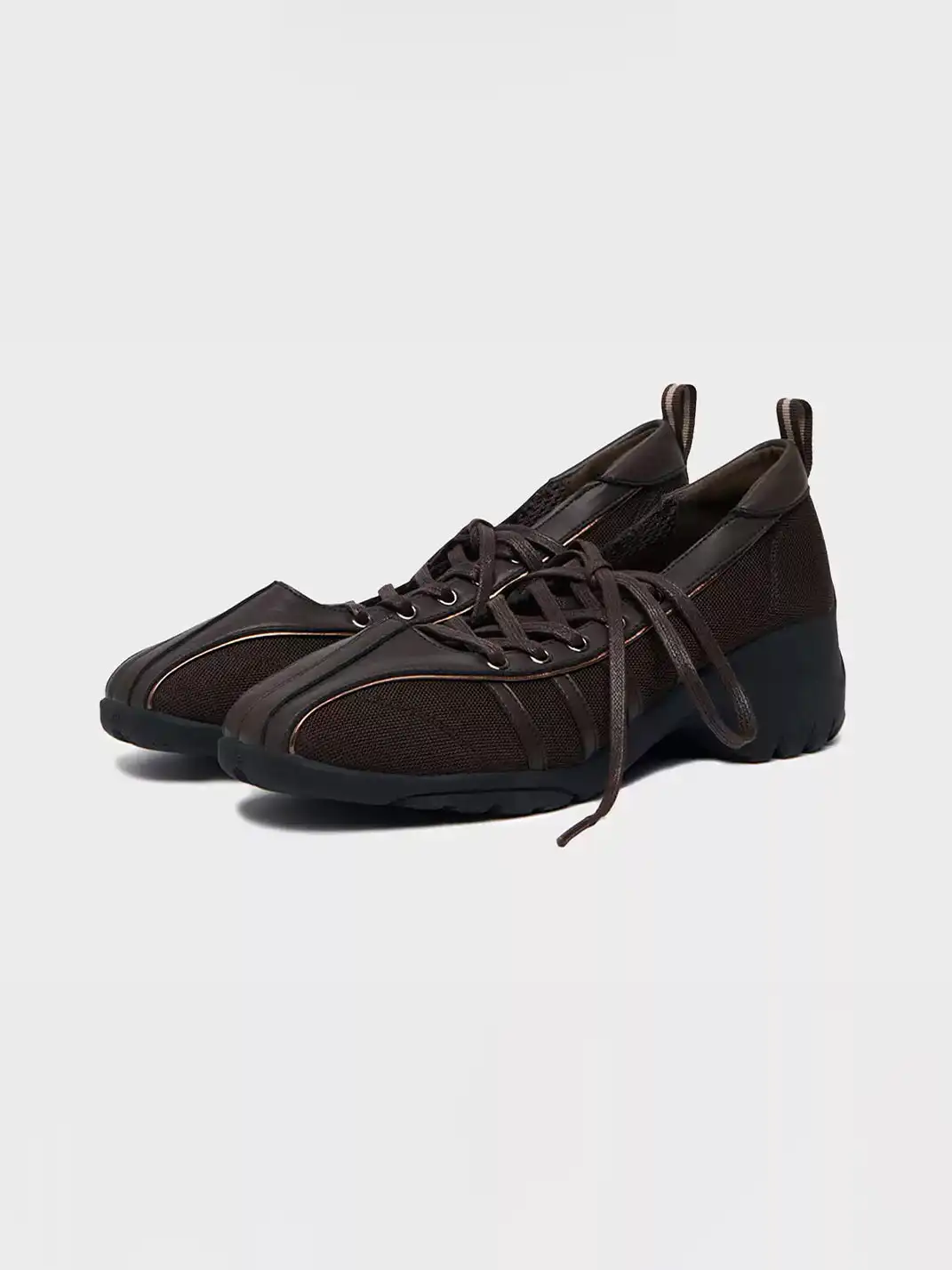 URTIAN SMILER | Vintage Crisscross Strap Mary Janes