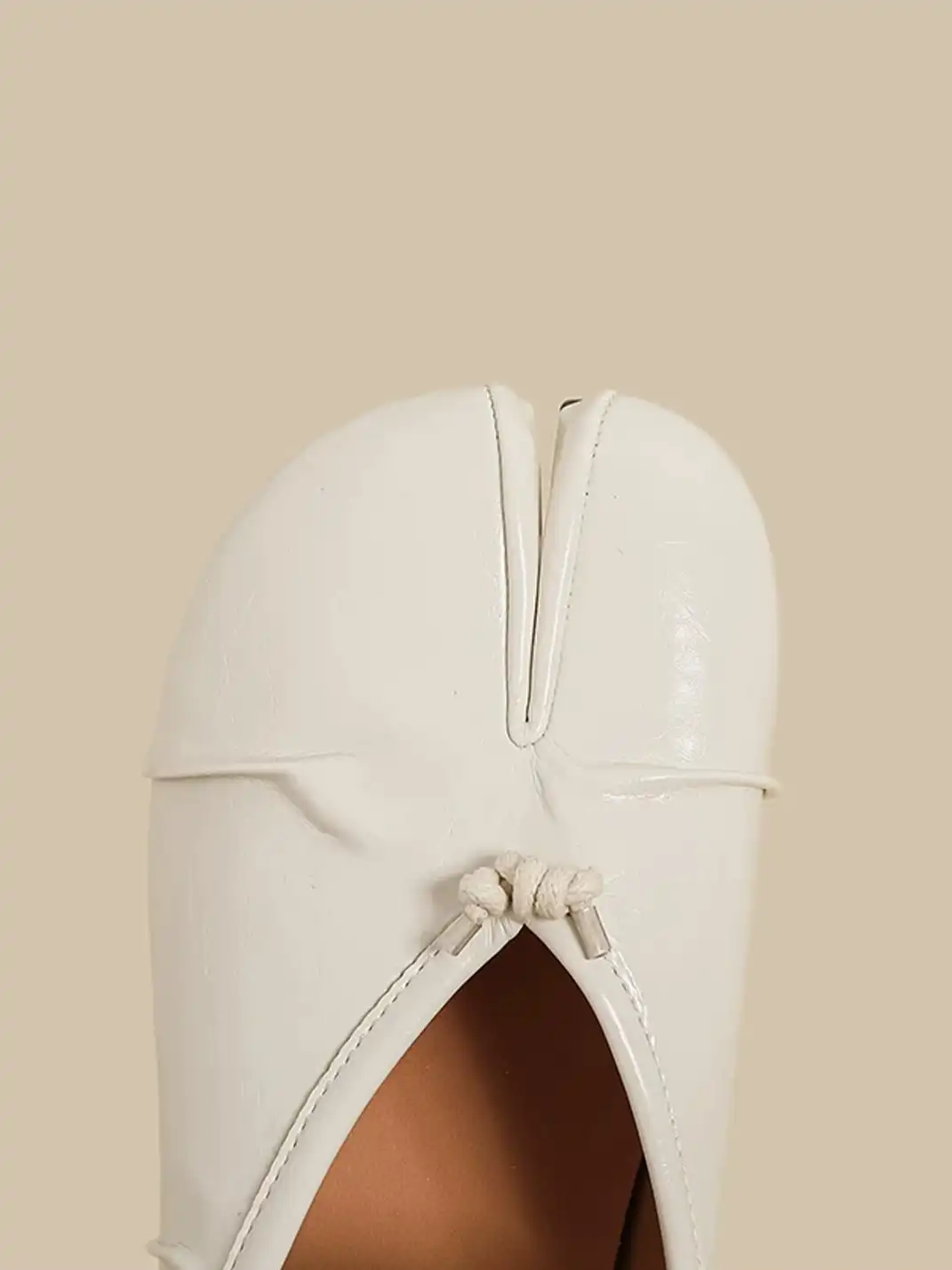 CHUOLEI | Split-Toe One-Strap Mule Flats