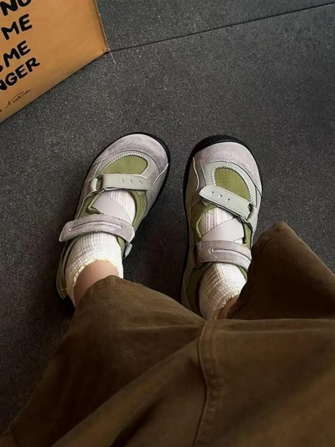 CHUOLEI | Colorblock Velcro Strap Outdoor Sneakers