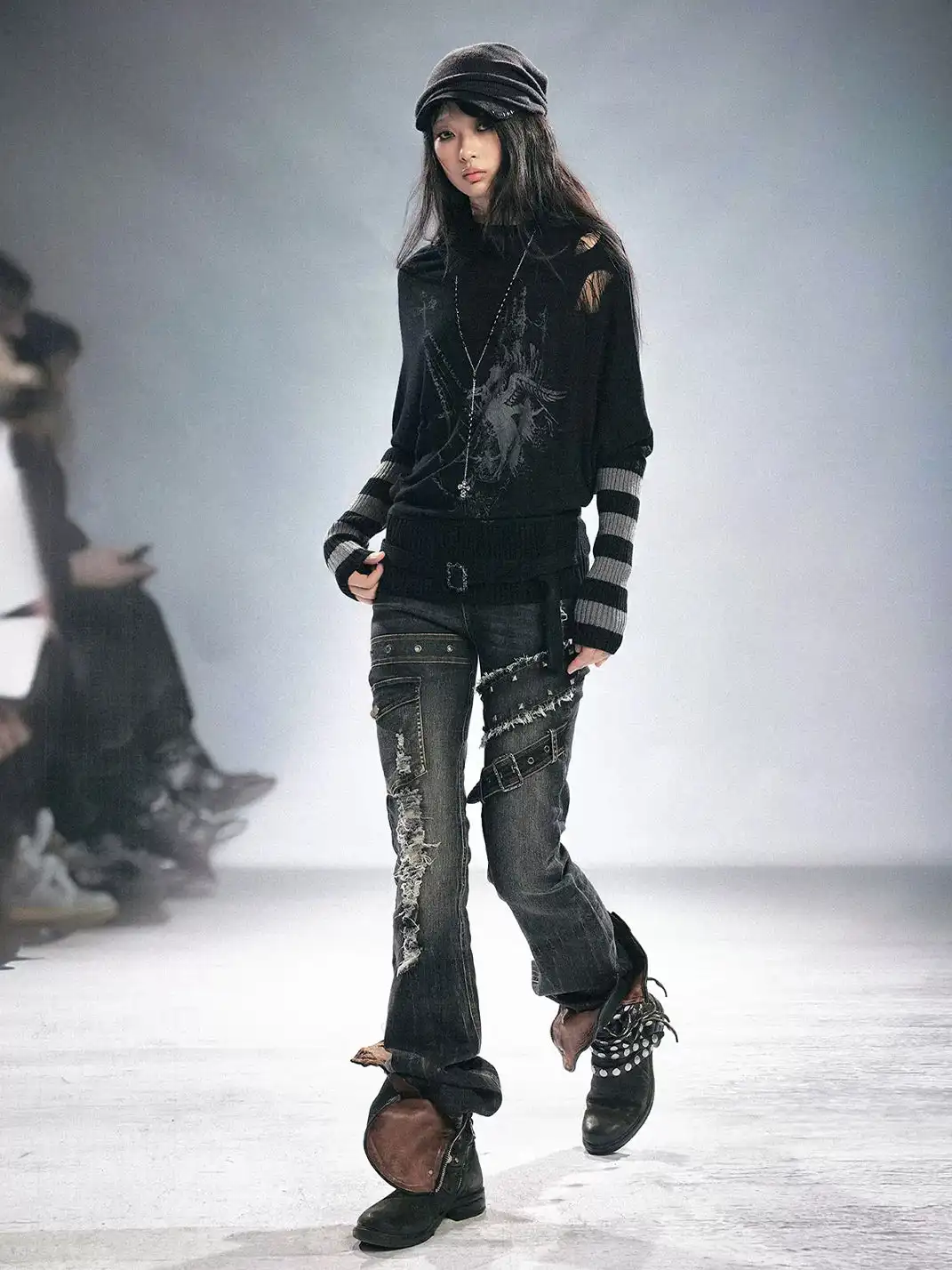 CestNous | Ripped Spliced Flared Jeans