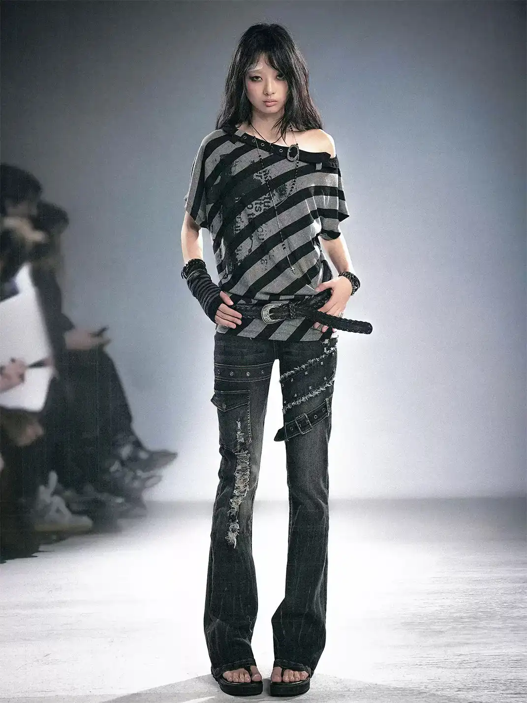 CestNous | Ripped Spliced Flared Jeans