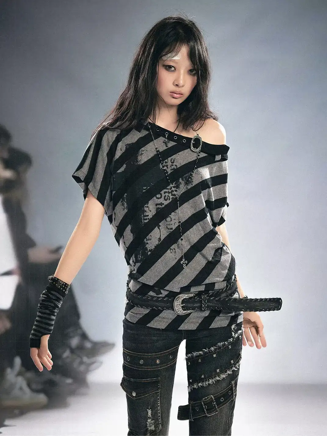 CestNous | Off-Shoulder Striped Graffiti T-Shirt