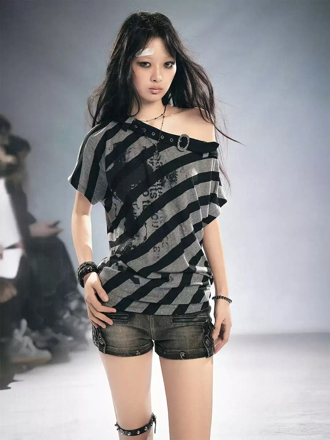 CestNous | Off-Shoulder Striped Graffiti T-Shirt