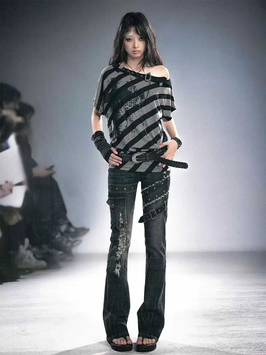 CestNous | Off-Shoulder Striped Graffiti T-Shirt
