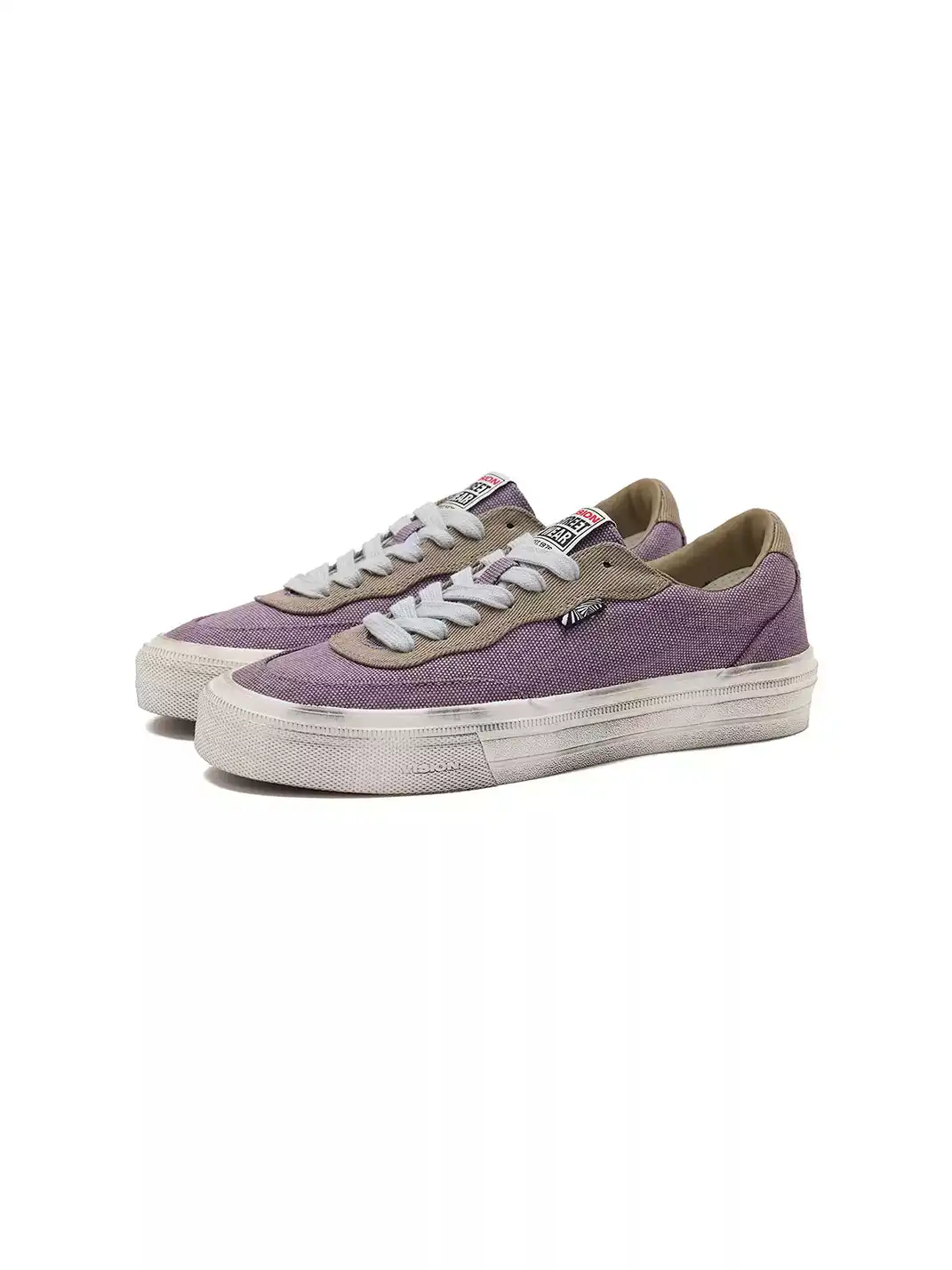 VST | Distressed Low-Top Skate Shoes