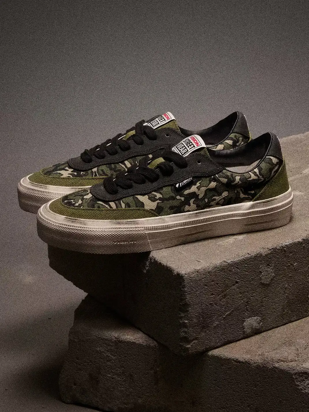 VSW | Distressed Camo Low-Top Skate Shoes