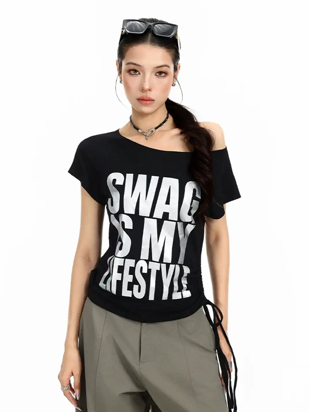 BIGGOLD | Shiny Letter One Shoulder T-Shirt