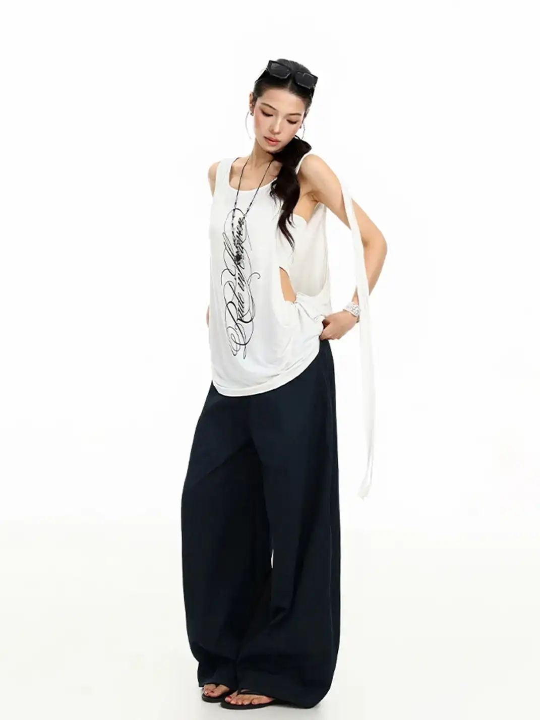 BIGGOLD | Printed Side Cutout Drawstring Sleeveless Tank Top