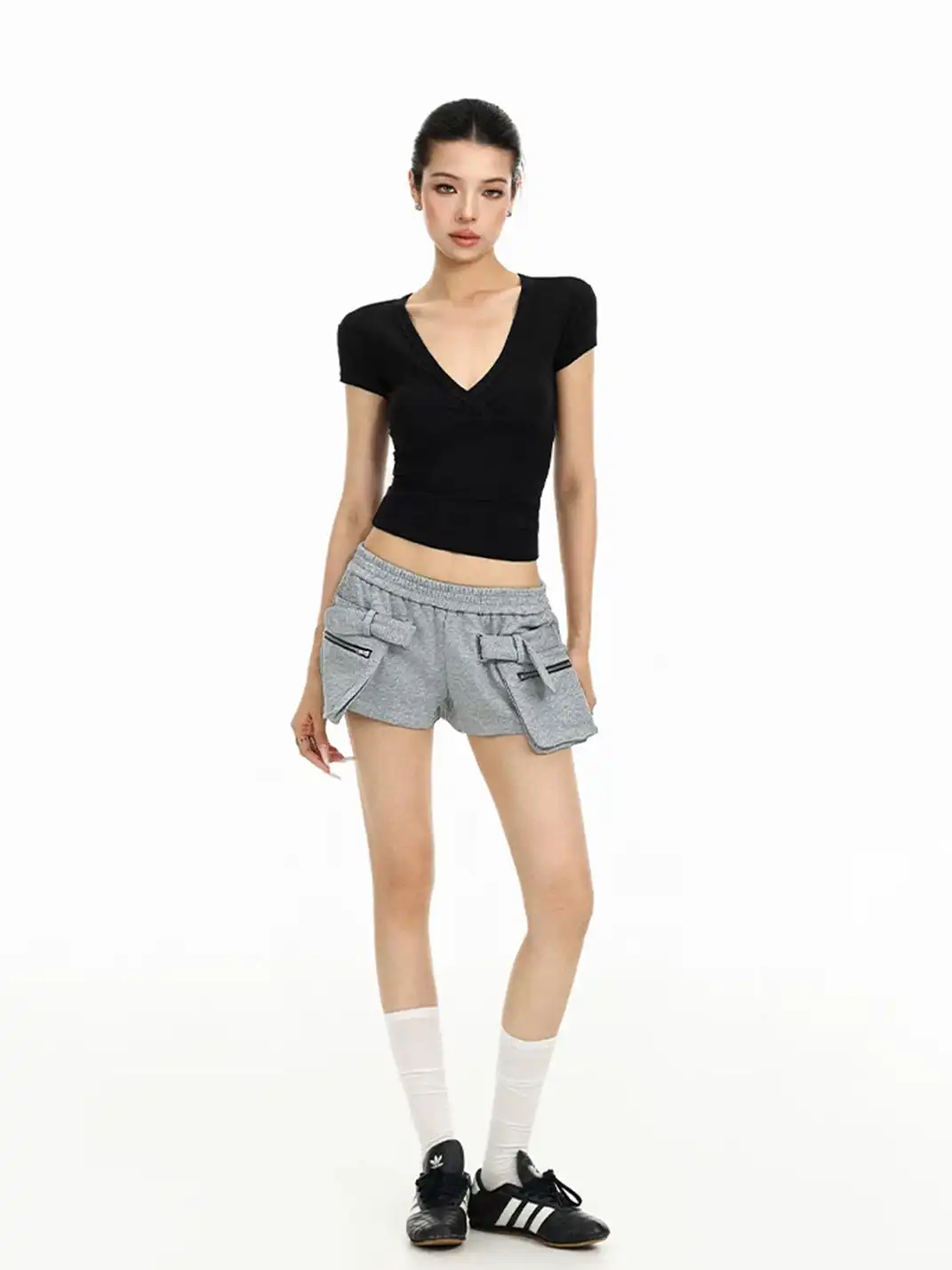 BIGGOLD | Low Rise Straight Shorts With 3D Pockets