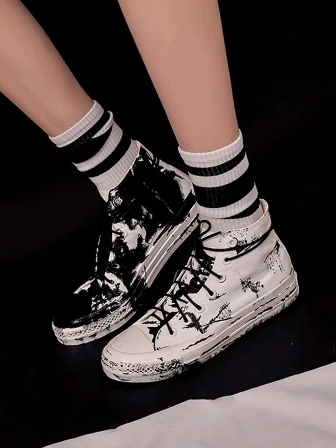DAYMARE | Asymmetric Graffiti High-Top Canvas Shoes