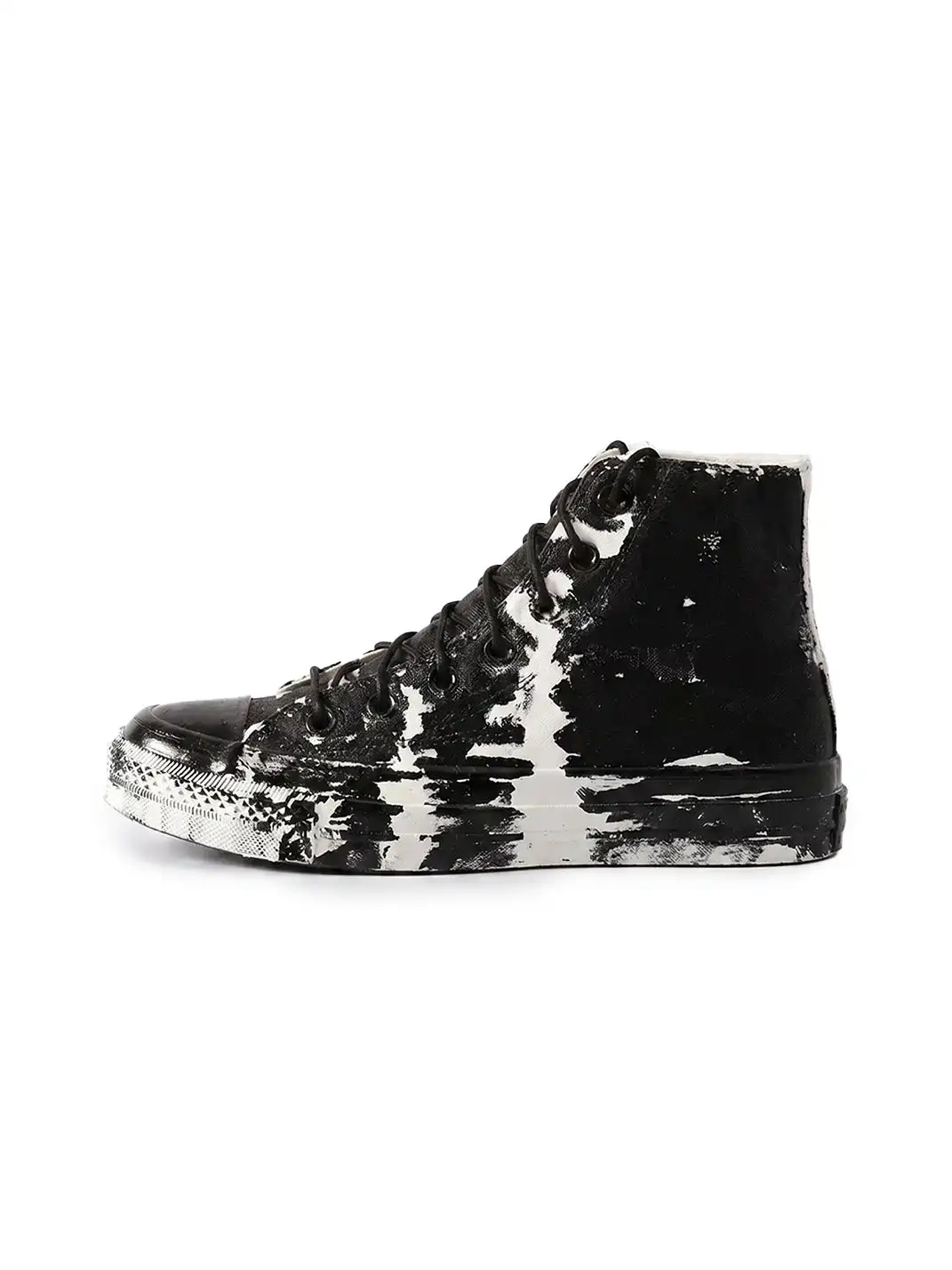 DAYMARE | Asymmetric Graffiti High-Top Canvas Shoes
