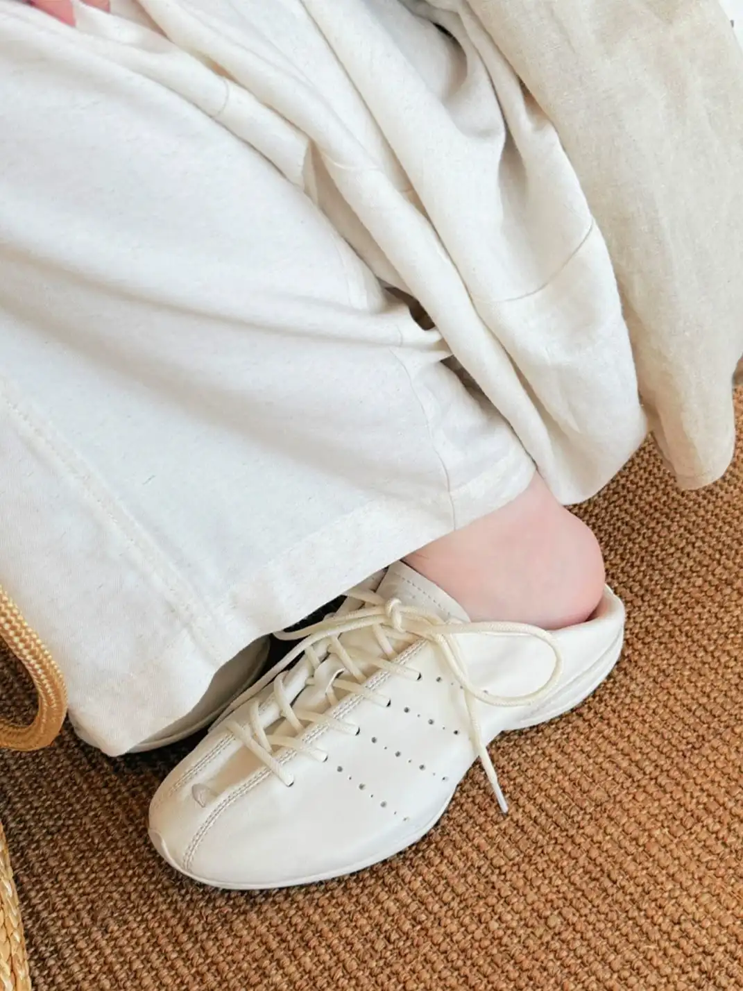 Catsofa | Perforated Leather Lightweight Trainer Shoes