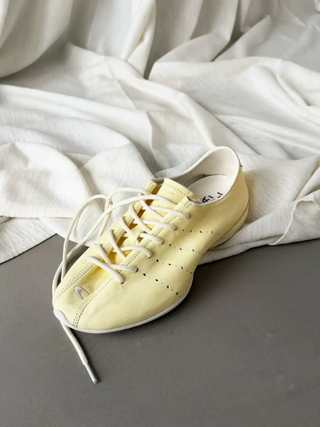 Catsofa | Perforated Leather Lightweight Trainer Shoes
