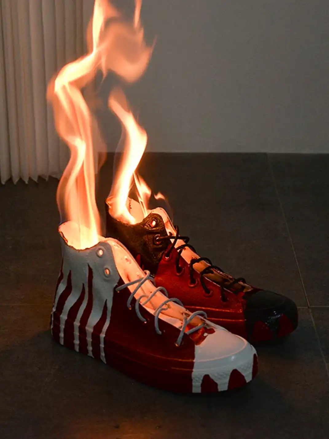 DAYMARE | Mismatched-design High-top Canvas Sneakers