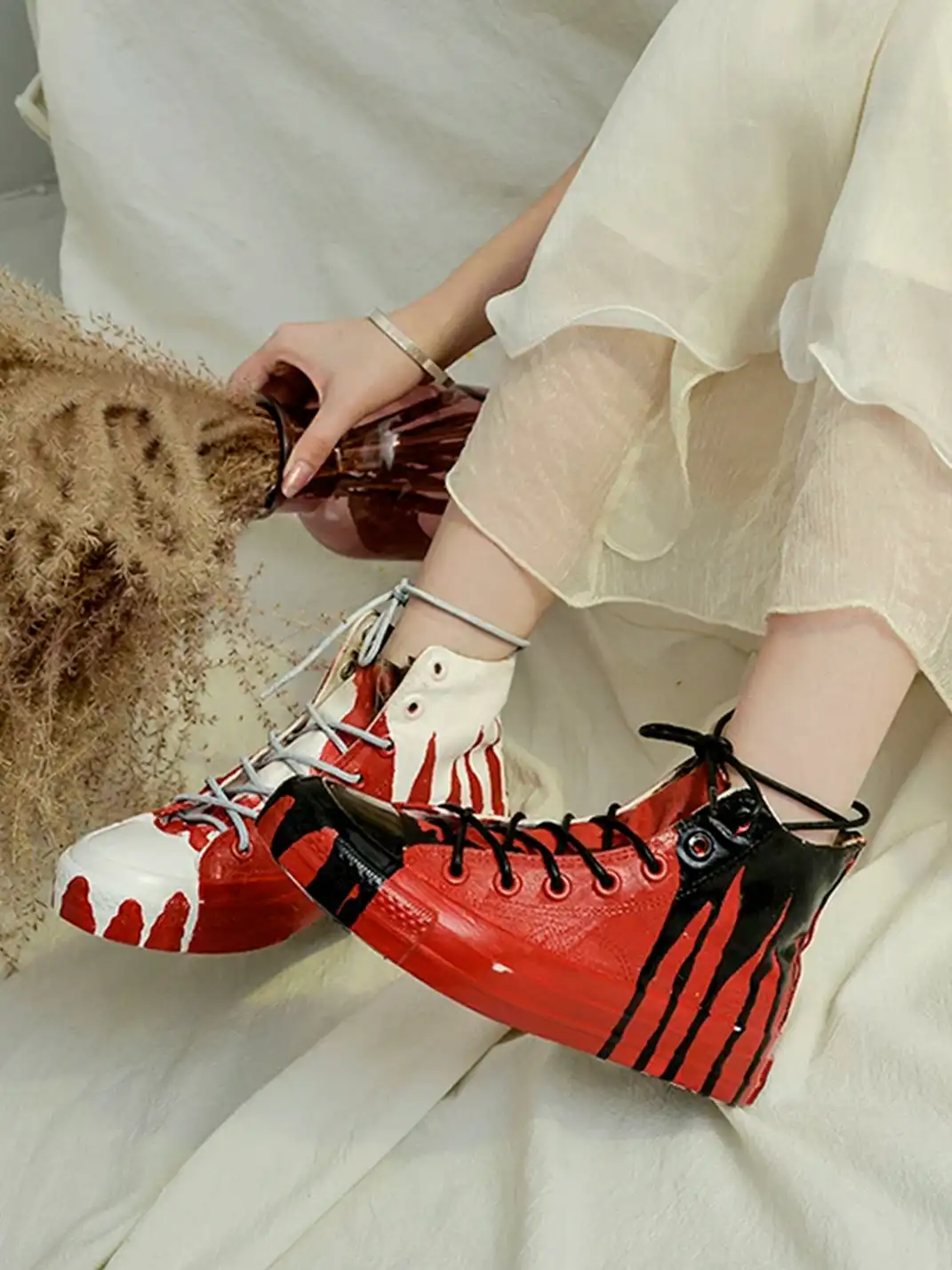 DAYMARE | Mismatched-design High-top Canvas Sneakers