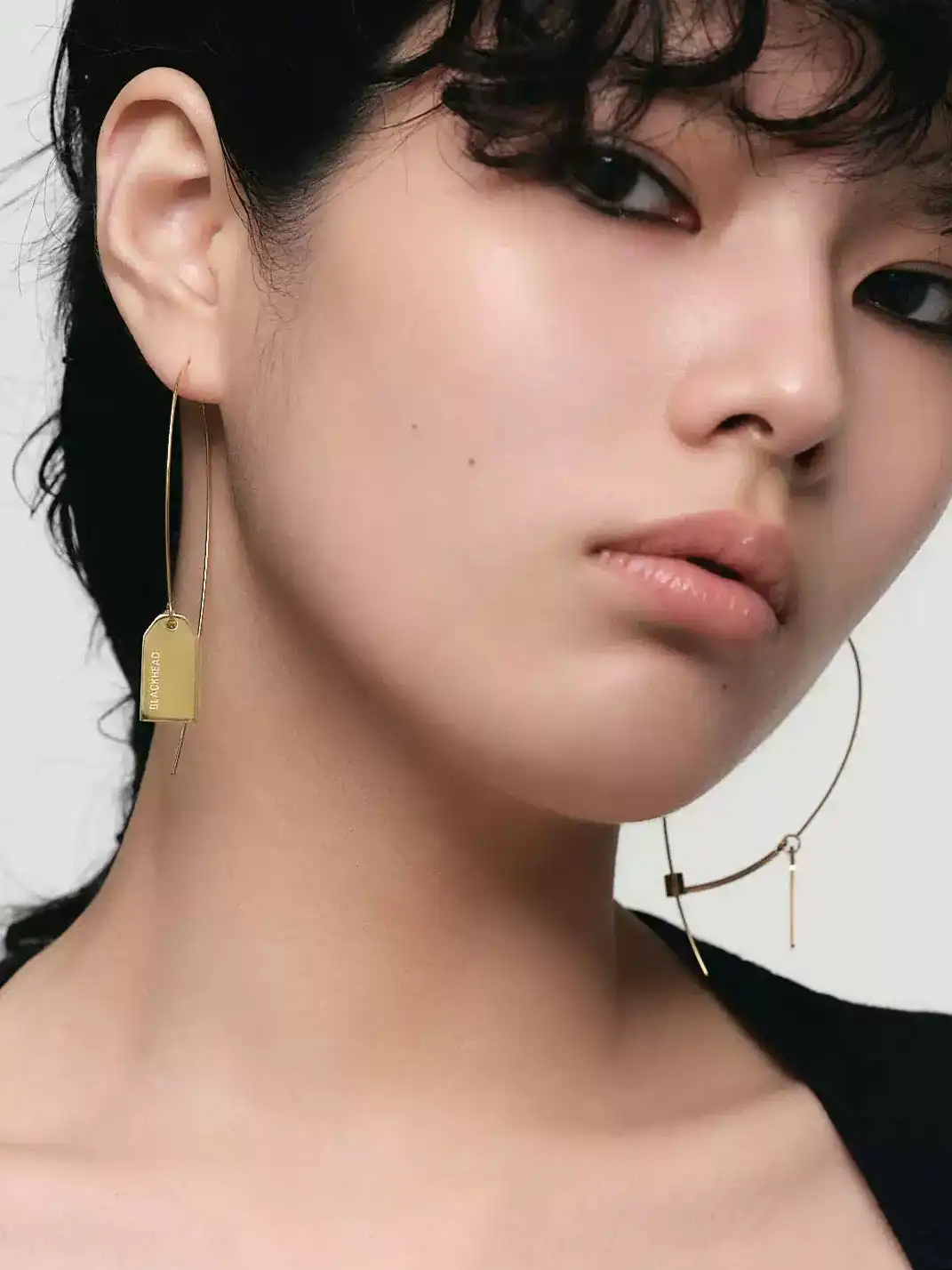 BLACKHEAD | Tag Earrings
