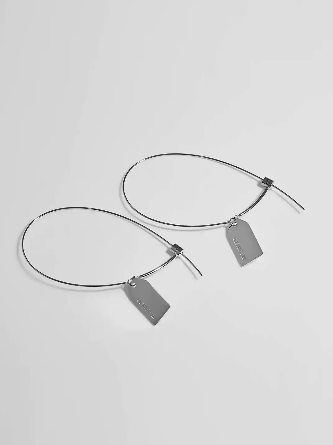 BLACKHEAD | Tag Earrings