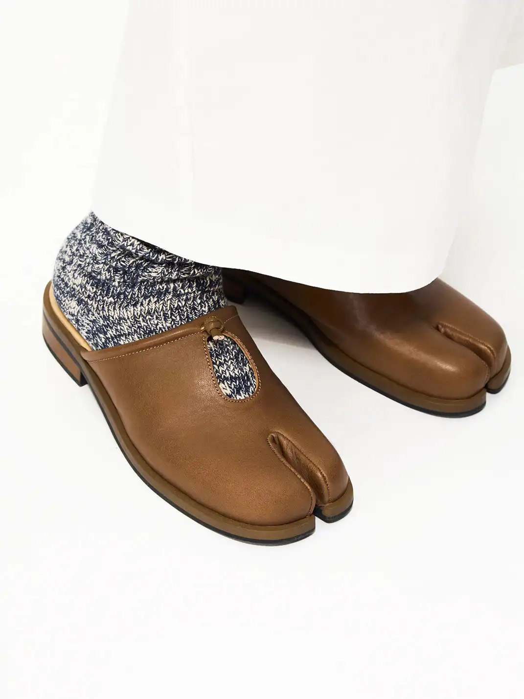 6CRAYON | Split Toe Full Cow Leather Hollow Out Mules-Brown