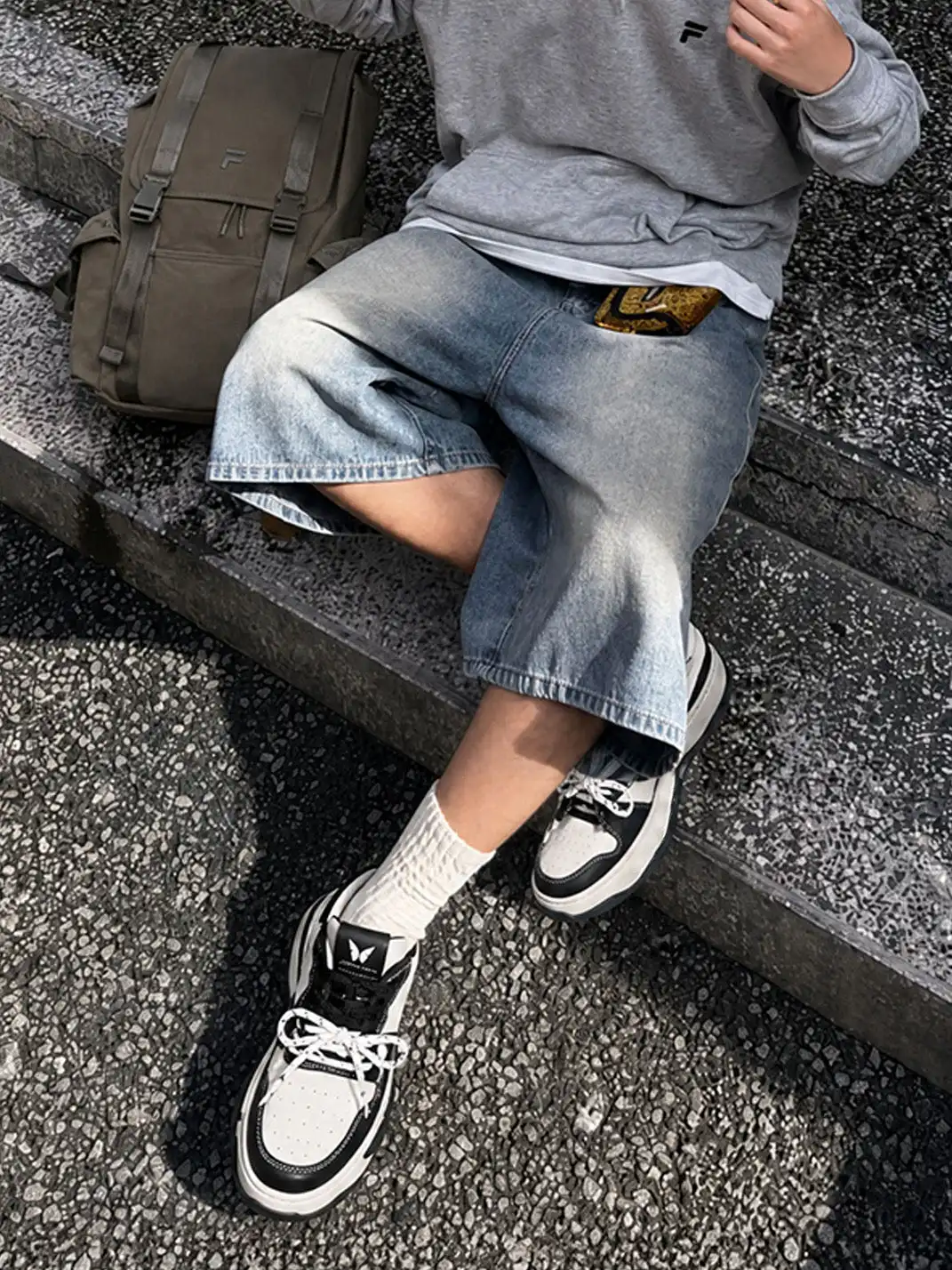 Butterfly Nebula | Distressed Thick Platform Top-Grain Leather Sneakers